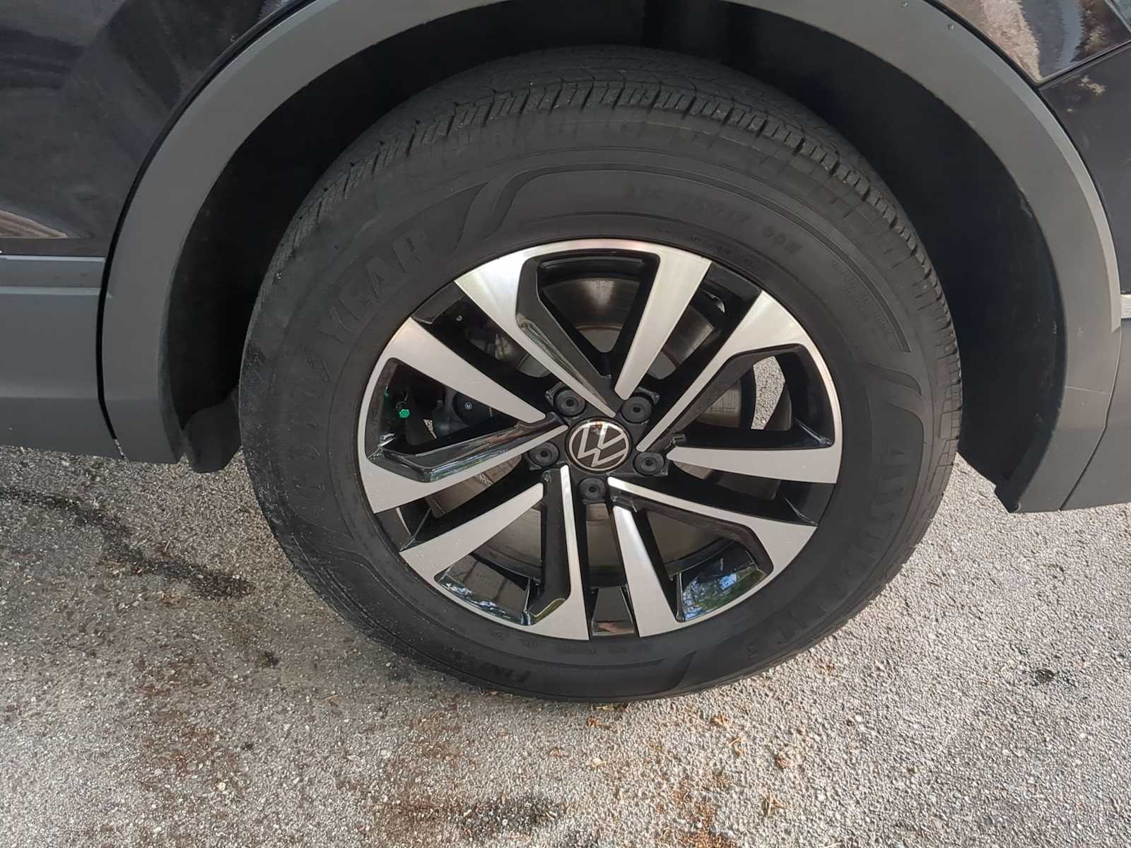 2023 Volkswagen Tiguan 2.0T 14