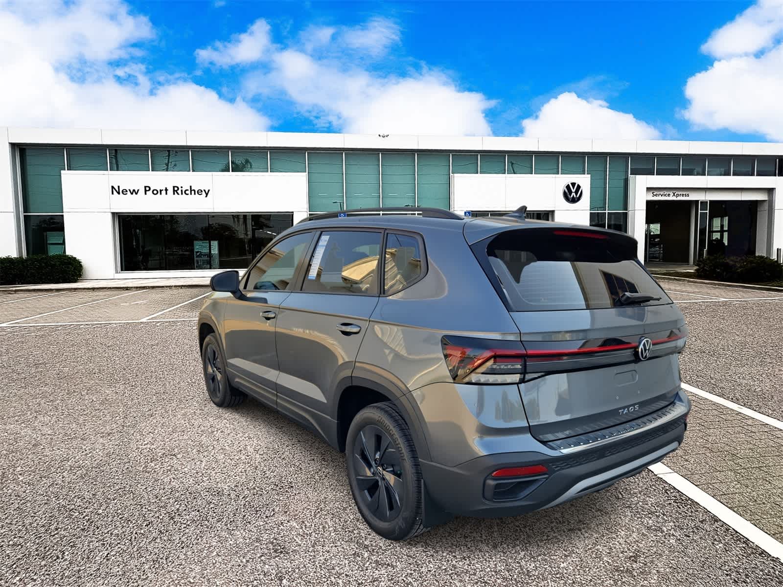 Thumbnail: 2025 Volkswagen Taos - 6