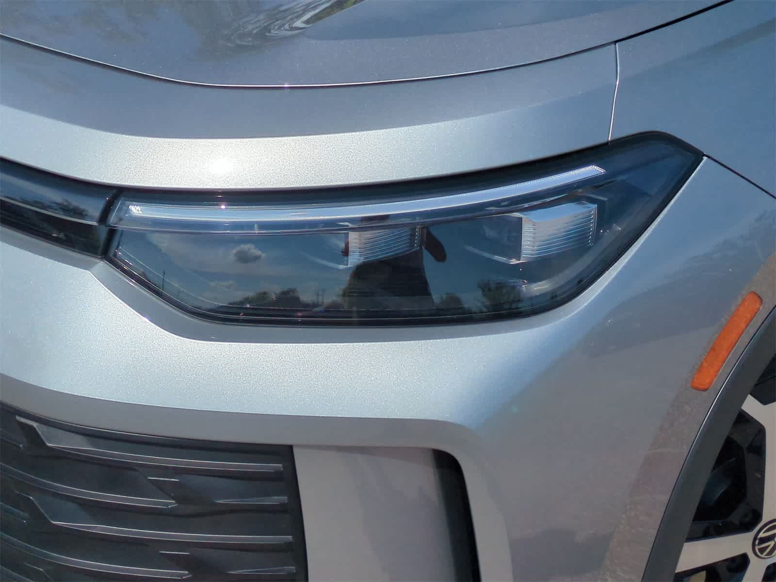 Thumbnail: 2025 Volkswagen Tiguan - 11