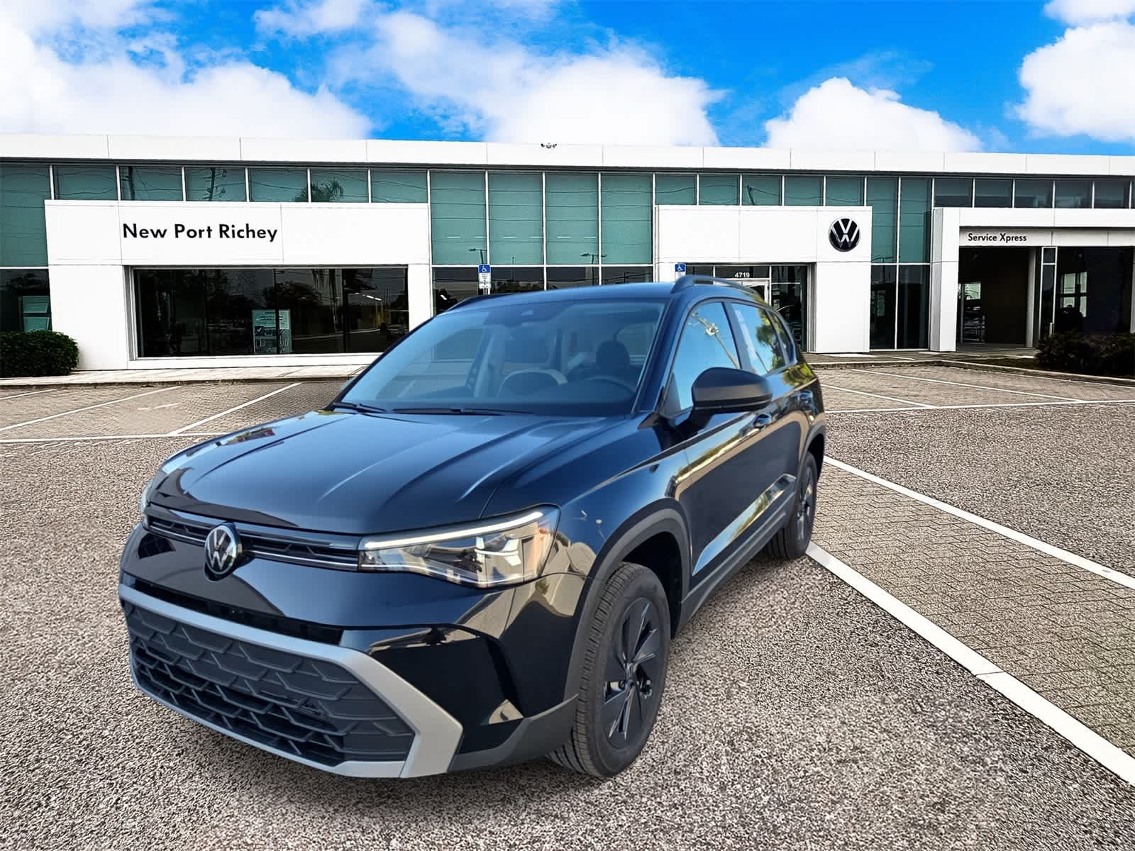 Thumbnail: 2025 Volkswagen Taos - 4