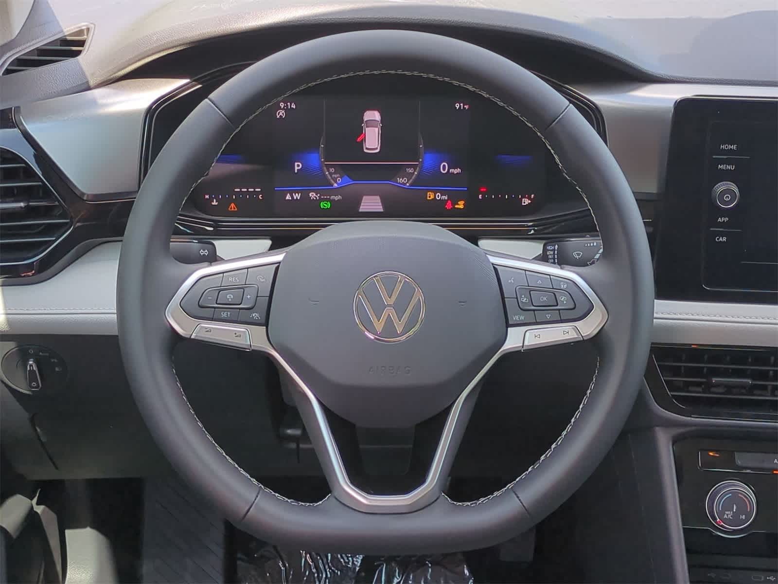 Thumbnail: 2025 Volkswagen Taos - 23