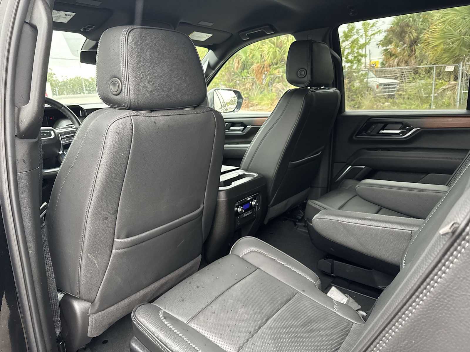 Thumbnail: 2025 GMC Yukon - 16