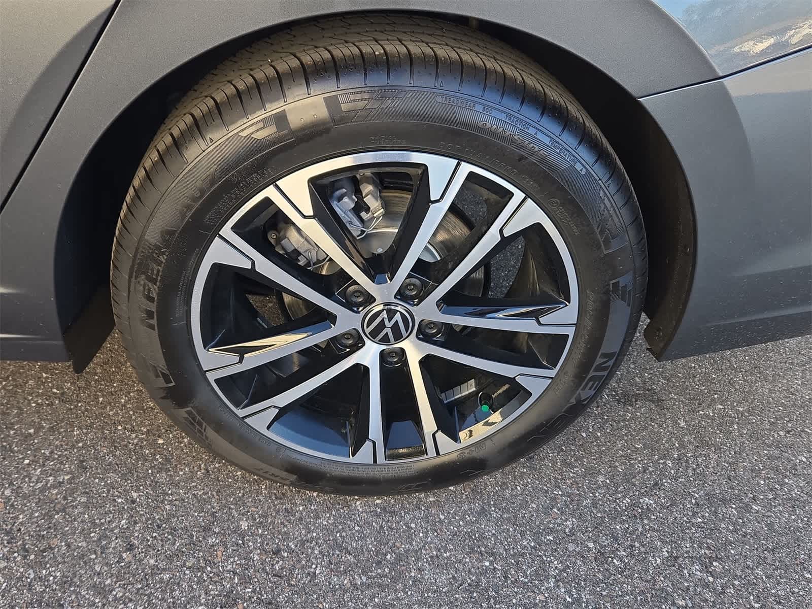 Thumbnail: 2026 Volkswagen Jetta - 14