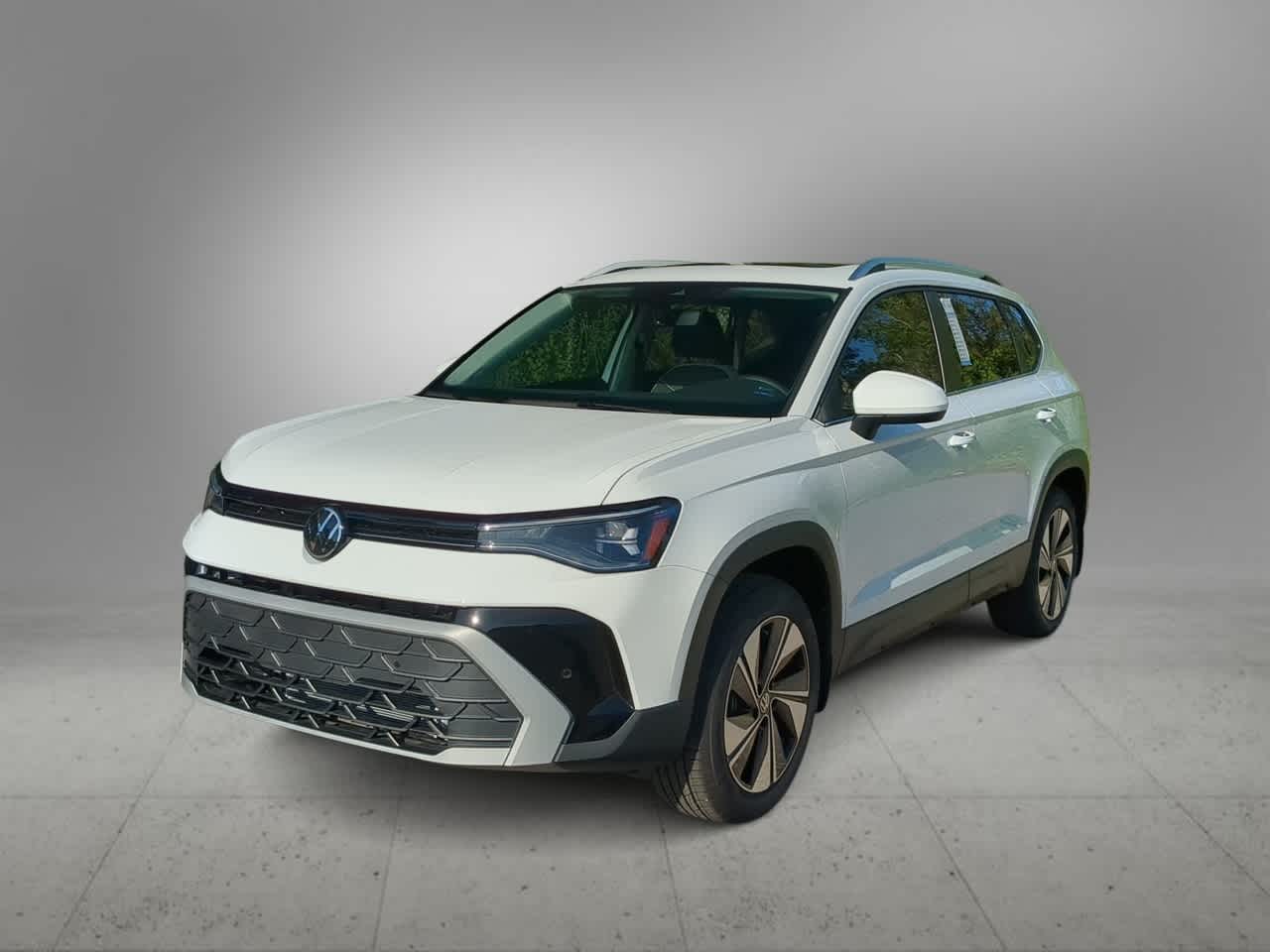 Thumbnail: 2025 Volkswagen Taos - 4