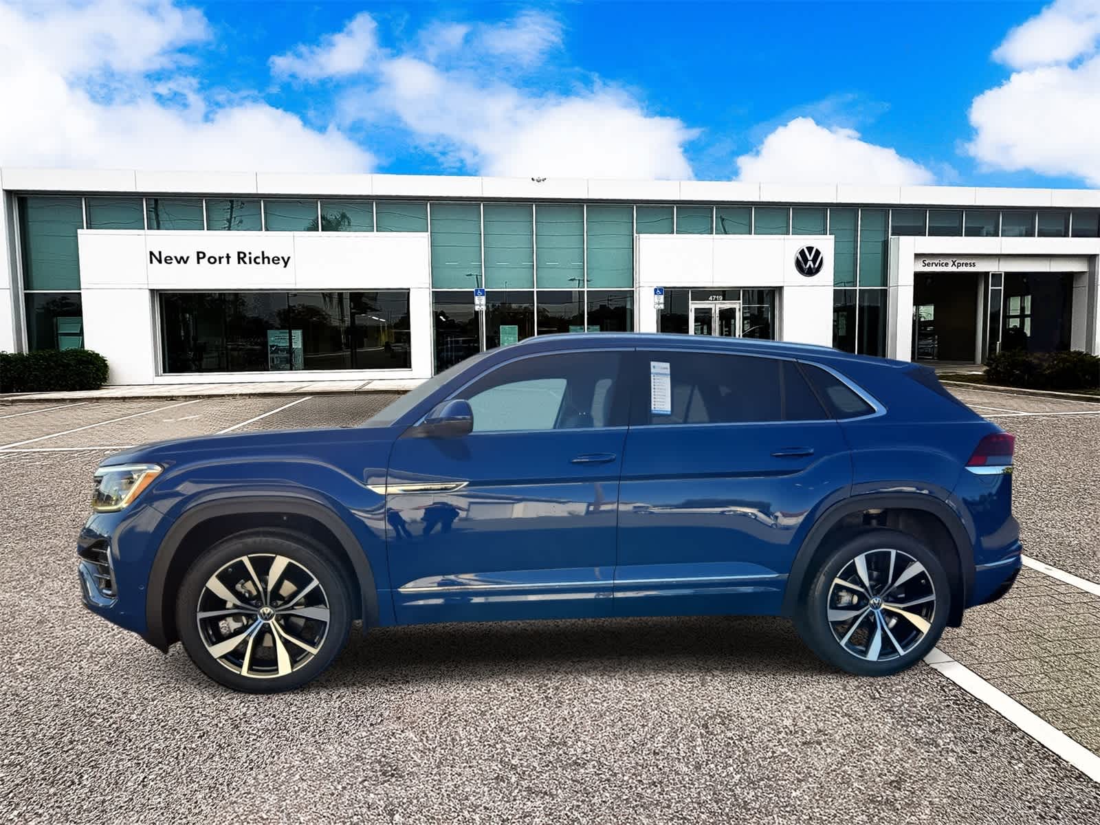 Thumbnail: 2026 Volkswagen Atlas - 5