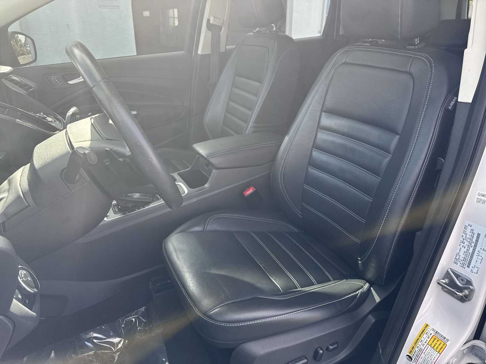 Thumbnail: 2017 Ford Escape - 24