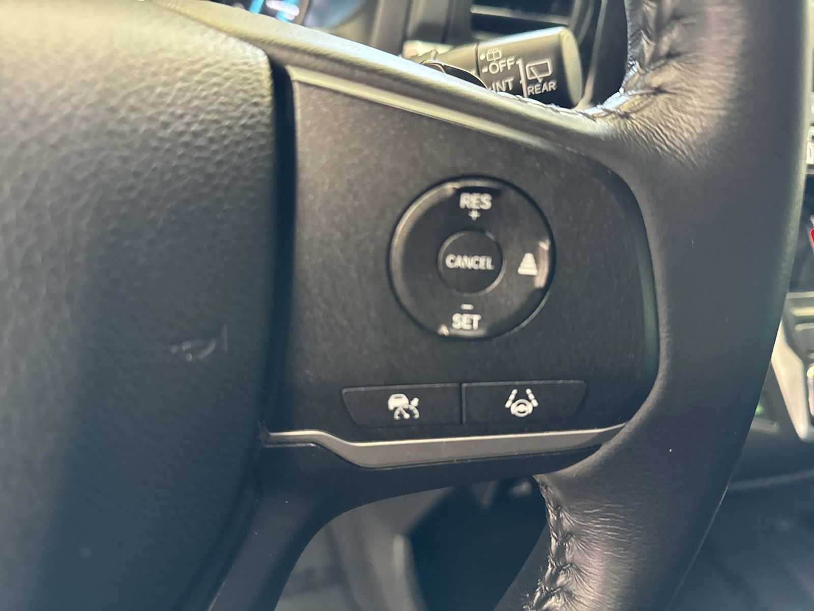 Thumbnail: 2024 Honda Odyssey - 24