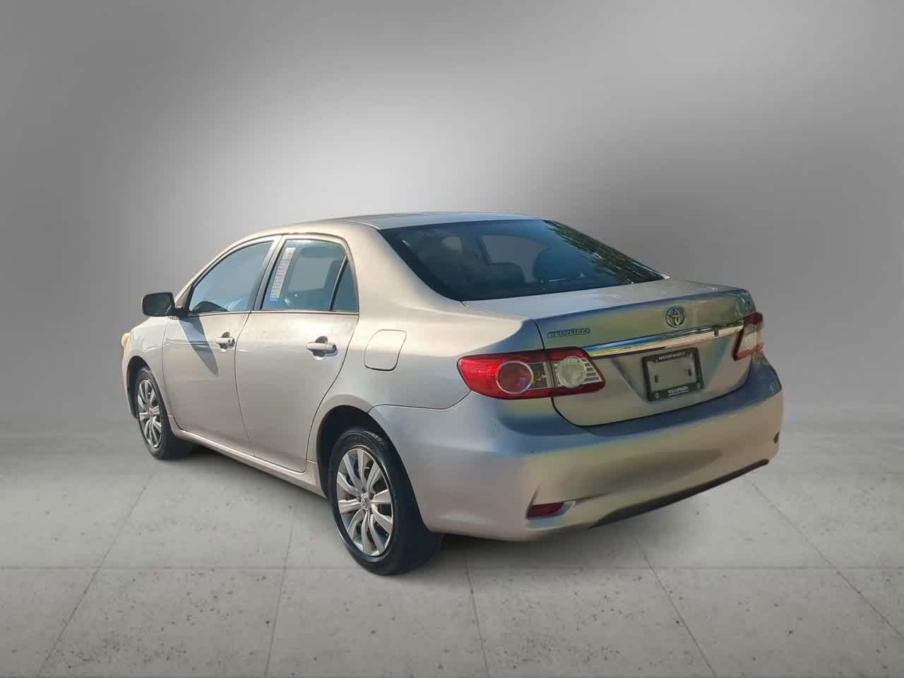 Thumbnail: 2012 Toyota Corolla - 6