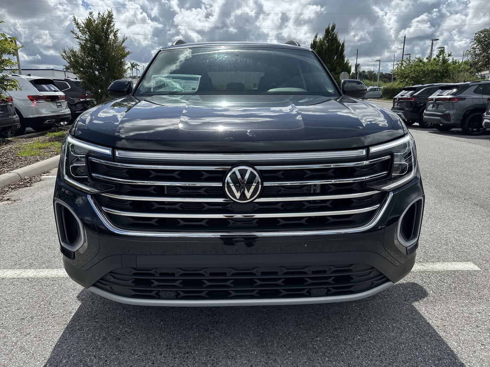 Thumbnail: 2026 Volkswagen Atlas - 9