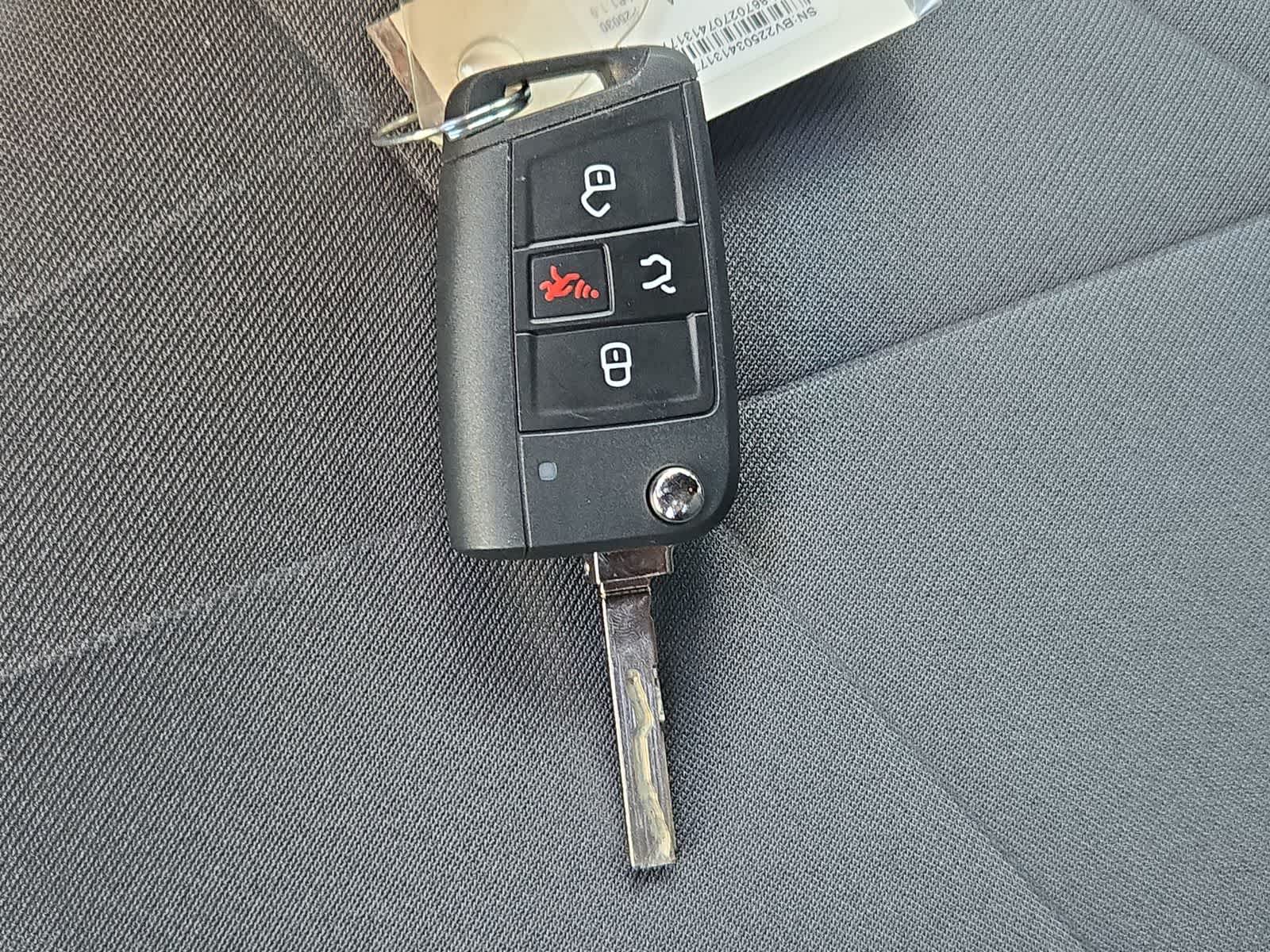 Thumbnail: 2026 Volkswagen Jetta - 32