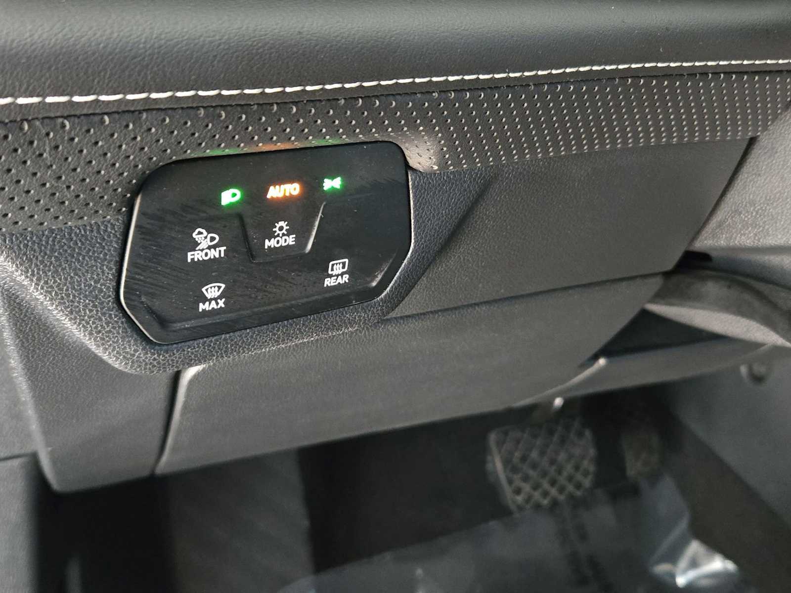 Thumbnail: 2024 Volkswagen Atlas - 37