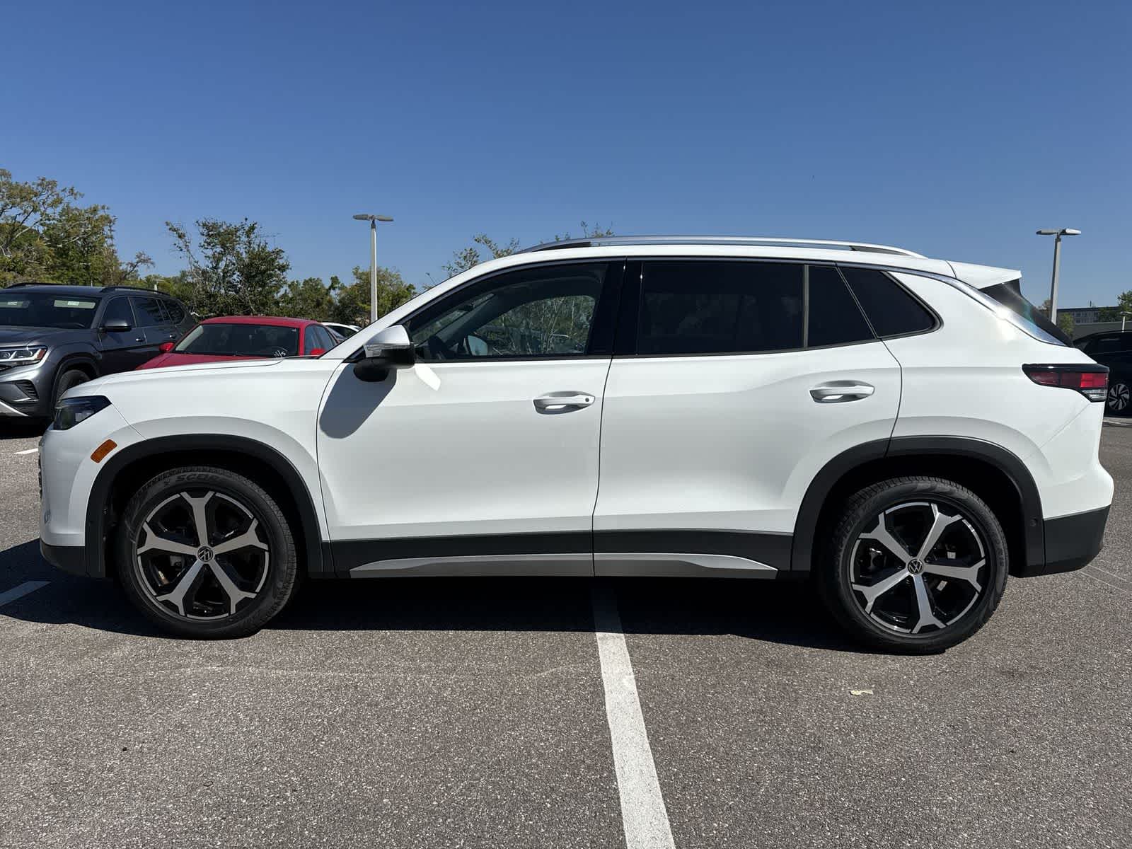 Thumbnail: 2026 Volkswagen Tiguan - 3