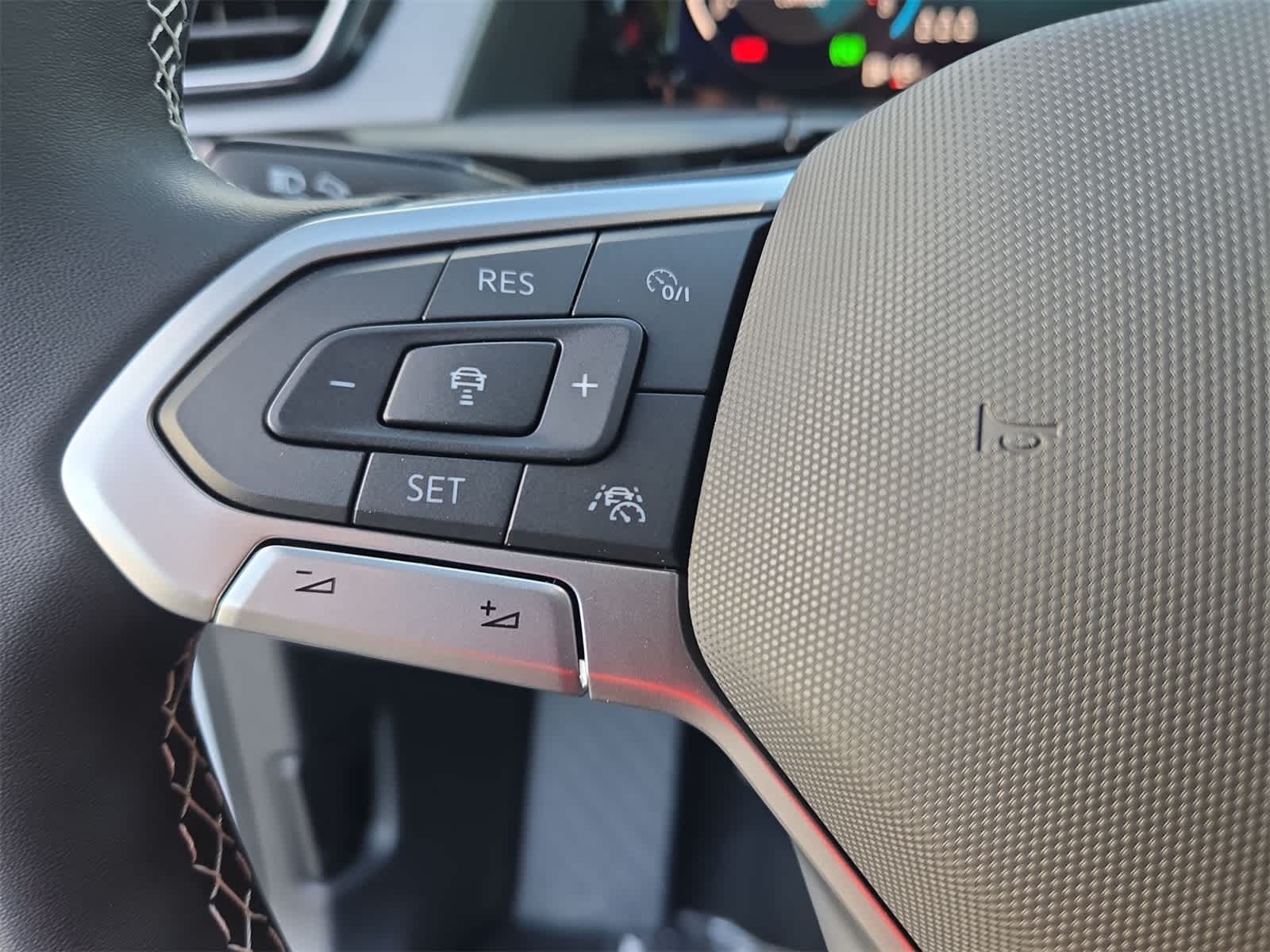 Thumbnail: 2026 Volkswagen Atlas - 25