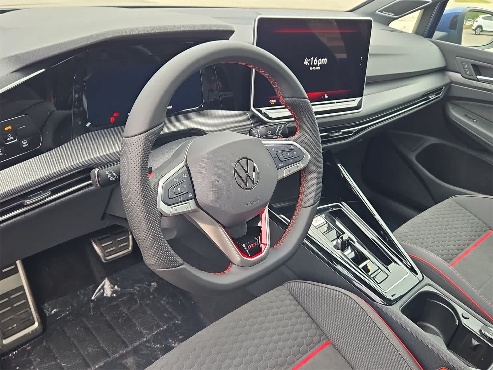 Thumbnail: 2026 Volkswagen Golf - 10