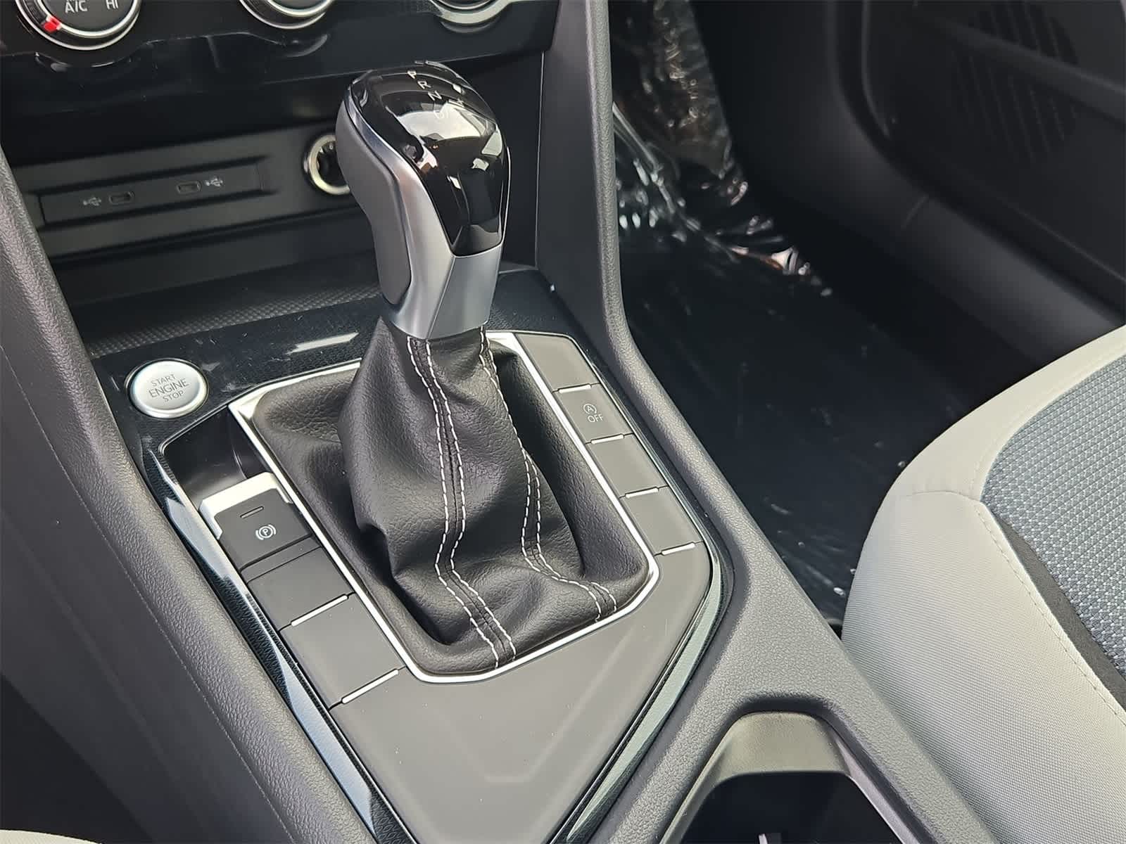 Thumbnail: 2025 Volkswagen Taos - 30