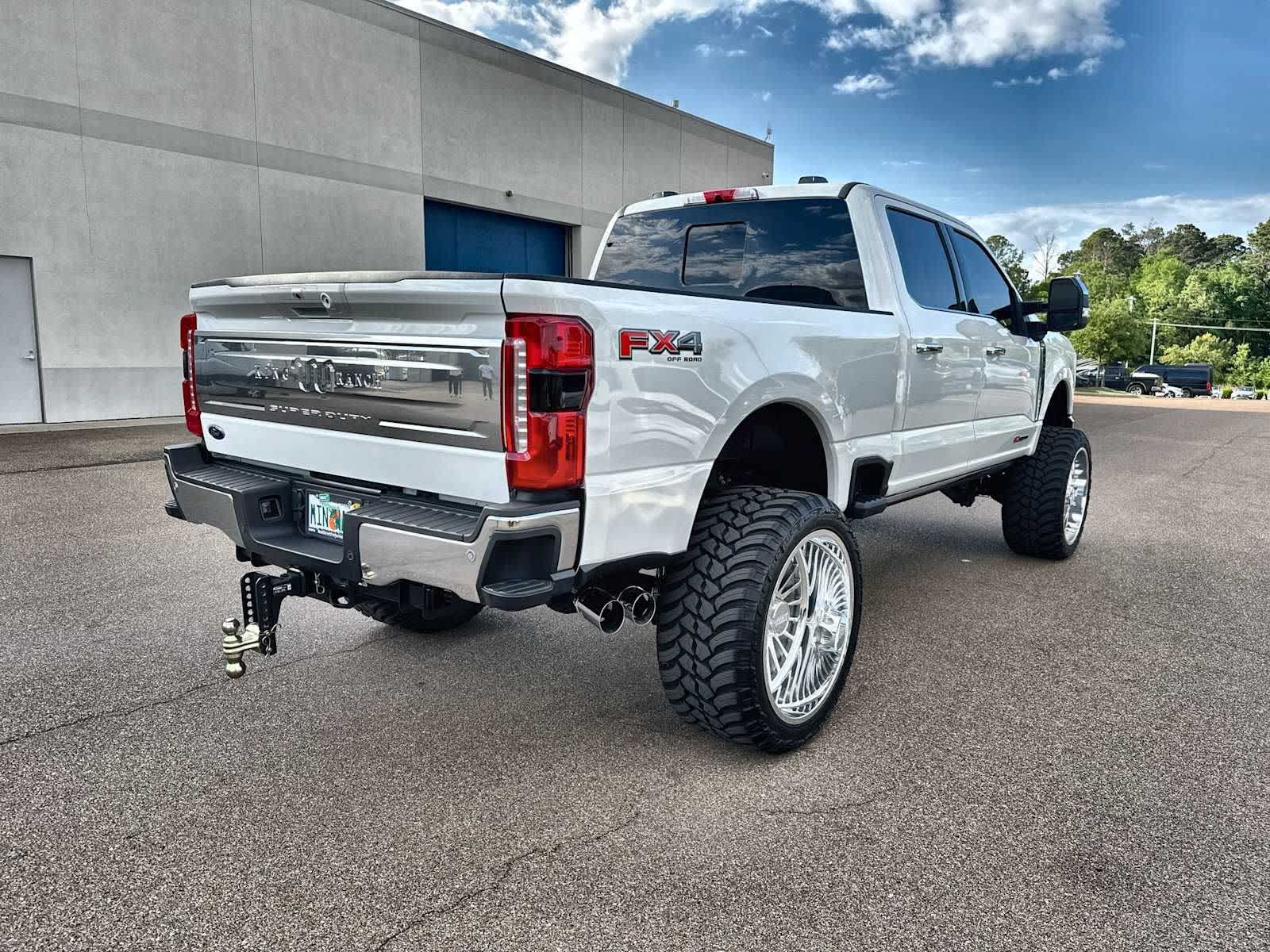 Thumbnail: 2025 Ford F-350 - 8