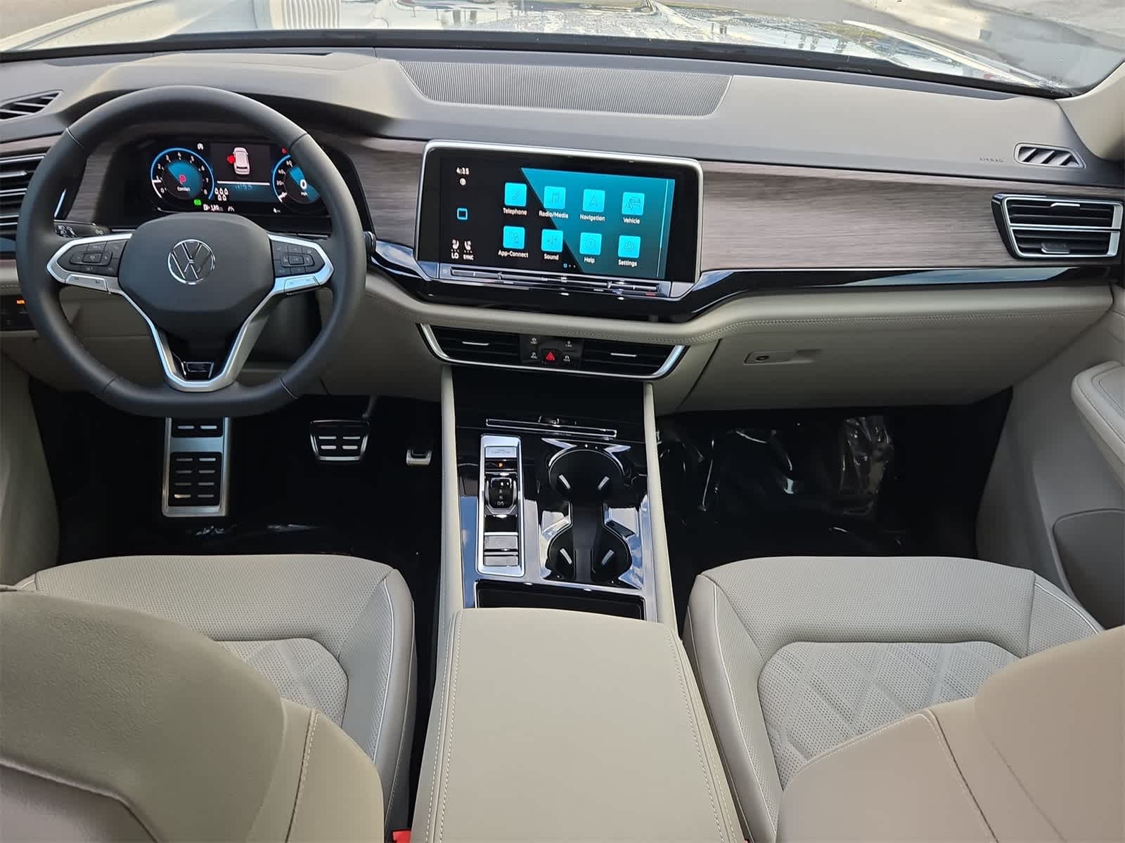 Thumbnail: 2026 Volkswagen Atlas - 16