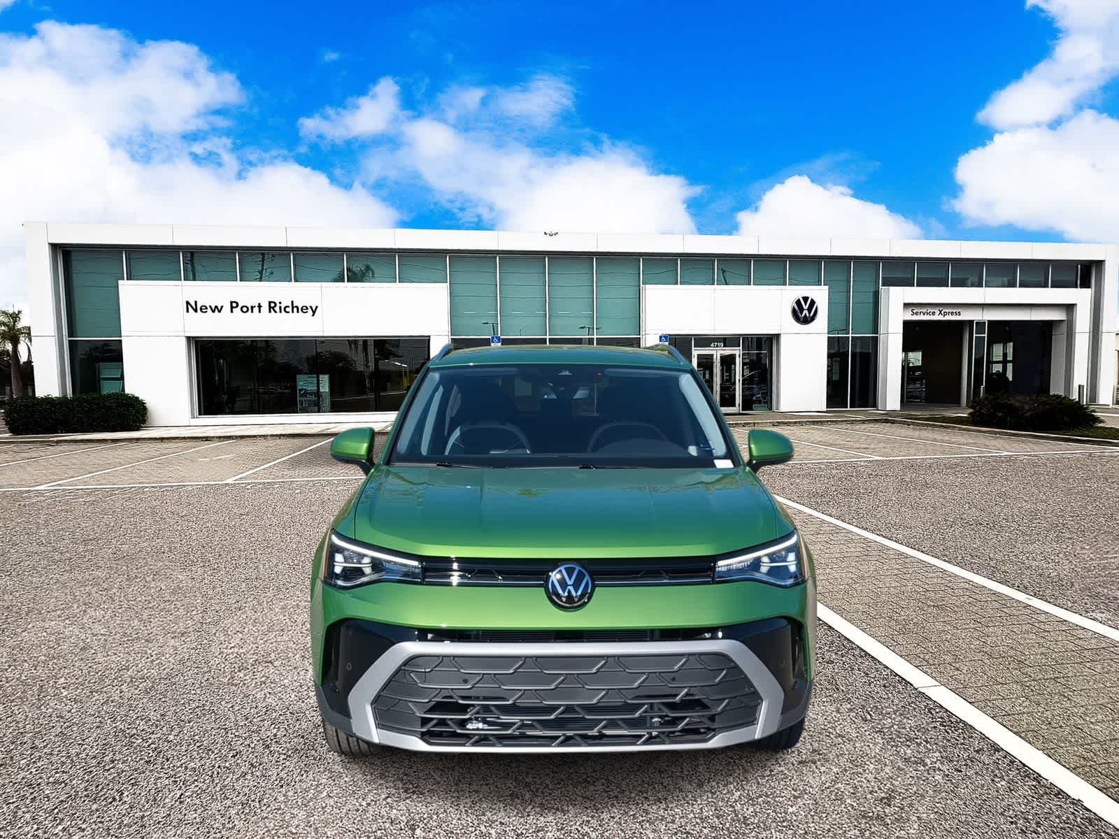 Thumbnail: 2025 Volkswagen Taos - 3