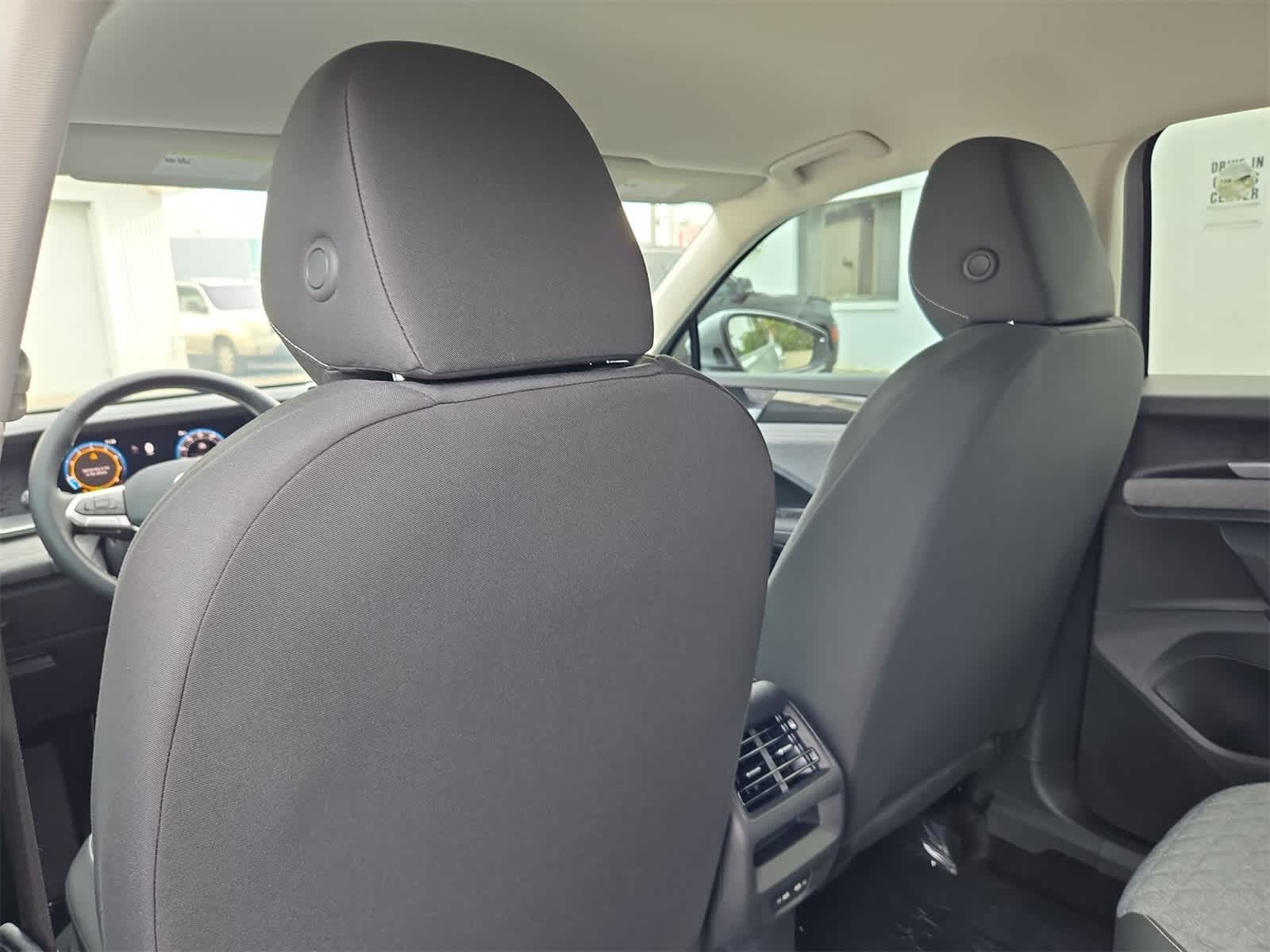 Thumbnail: 2025 Volkswagen Tiguan - 18