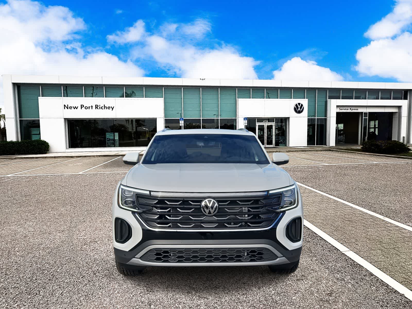 Thumbnail: 2026 Volkswagen Atlas - 3