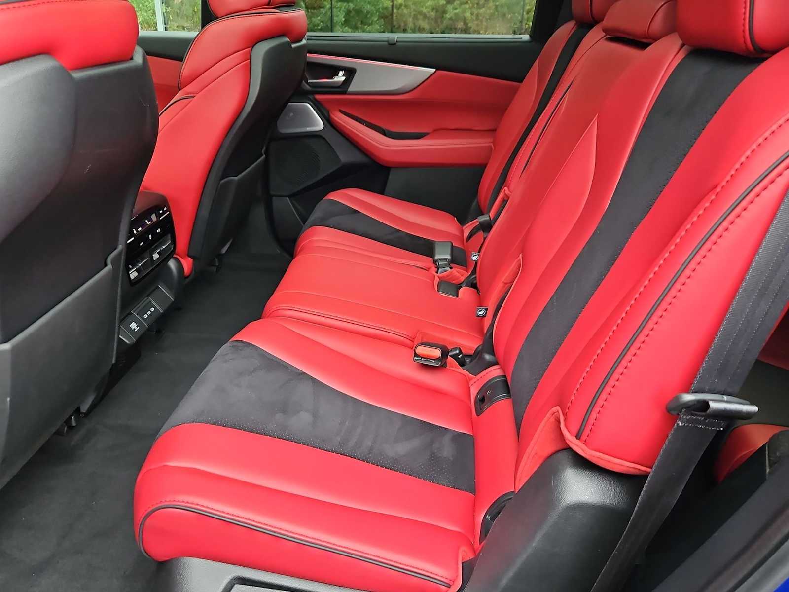 Thumbnail: 2025 Acura MDX - 21