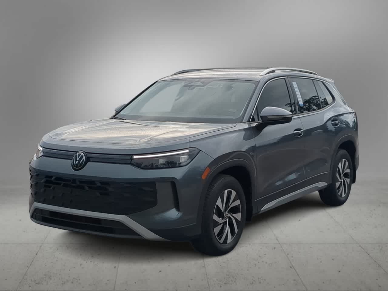 Thumbnail: 2025 Volkswagen Tiguan - 4