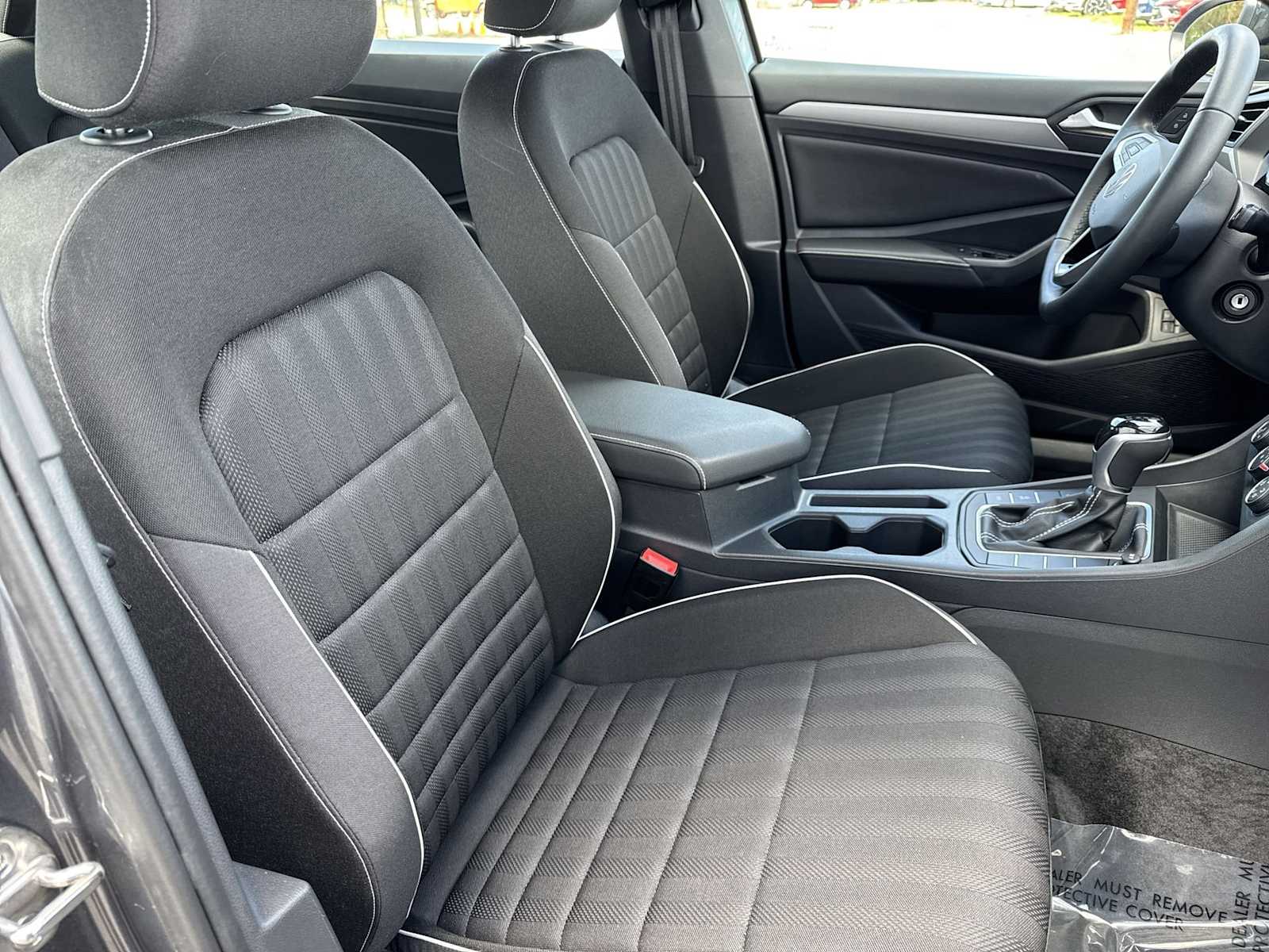 Thumbnail: 2024 Volkswagen Jetta - 19