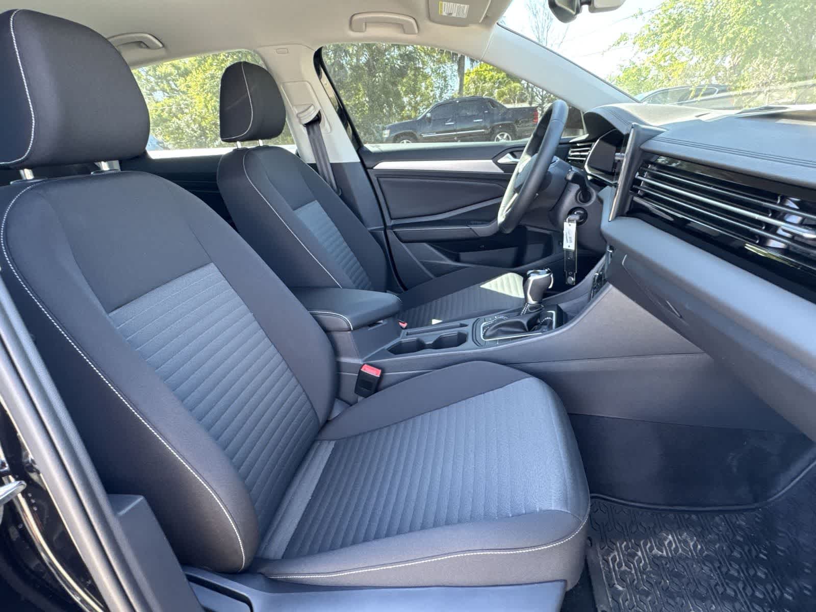 Thumbnail: 2026 Volkswagen Jetta - 20