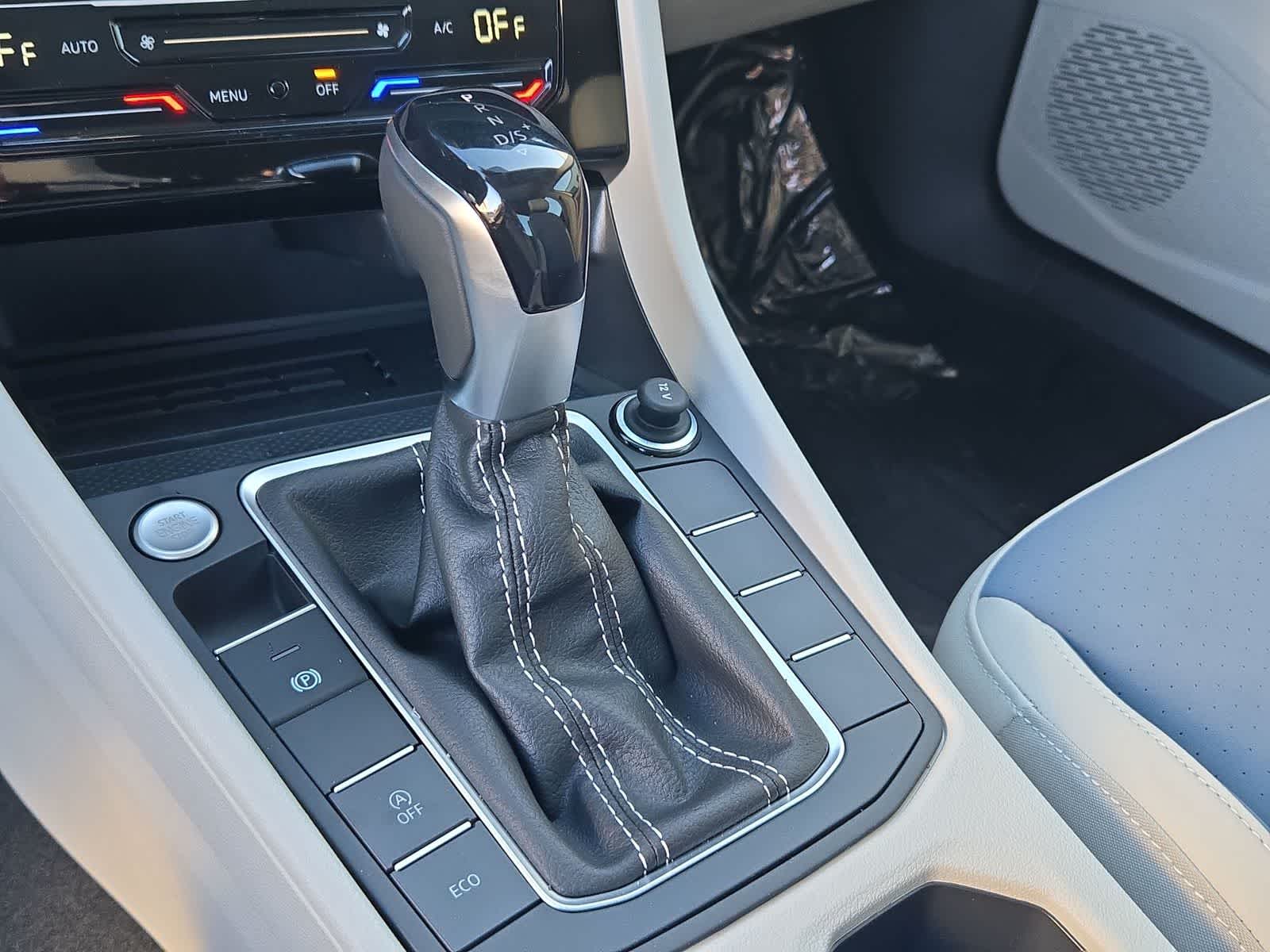 Thumbnail: 2026 Volkswagen Jetta - 37