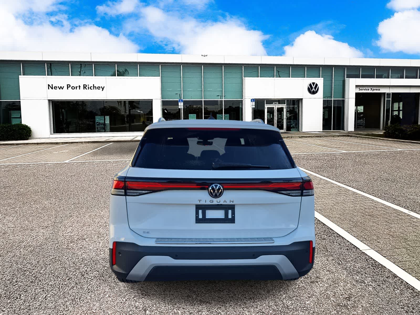 Thumbnail: 2026 Volkswagen Tiguan - 7