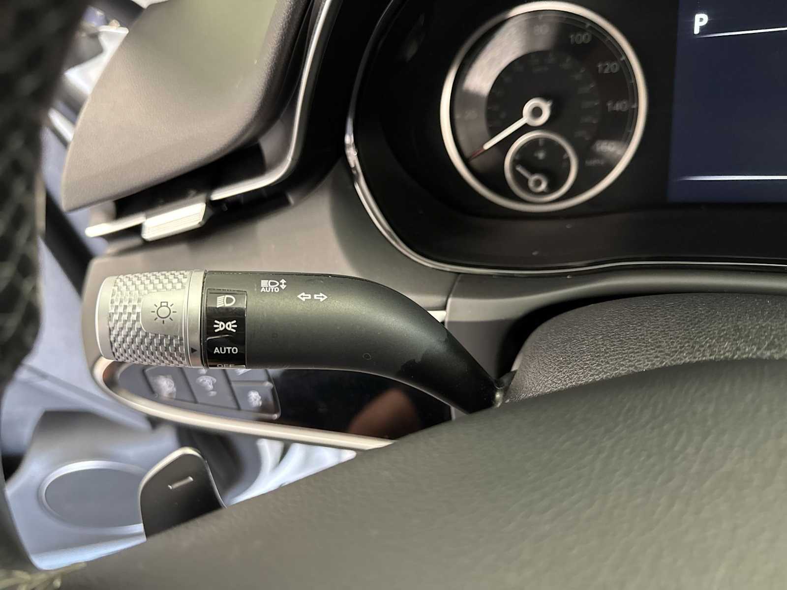 Thumbnail: 2025 Genesis GV70 - 25