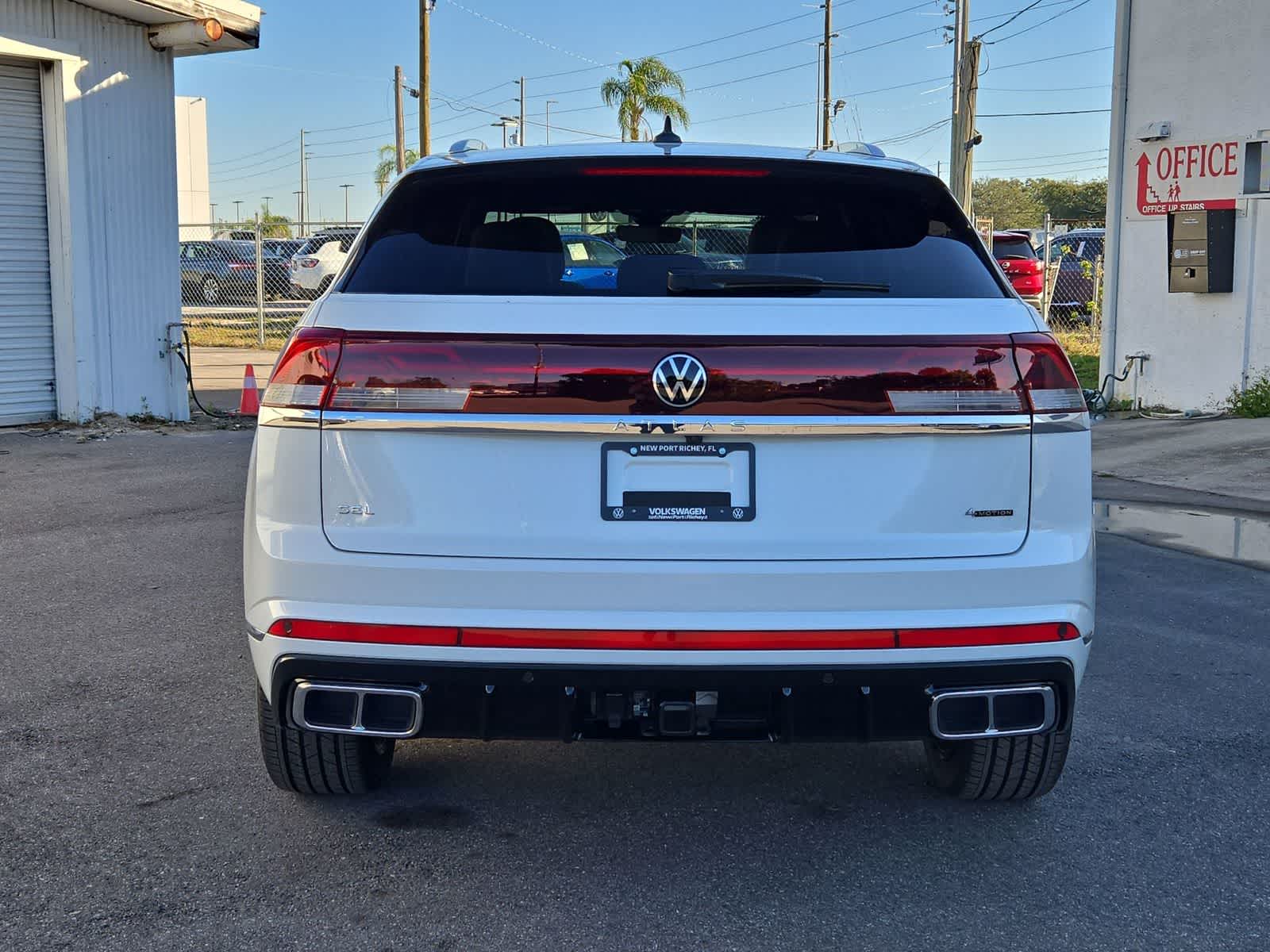 Thumbnail: 2026 Volkswagen Atlas - 13