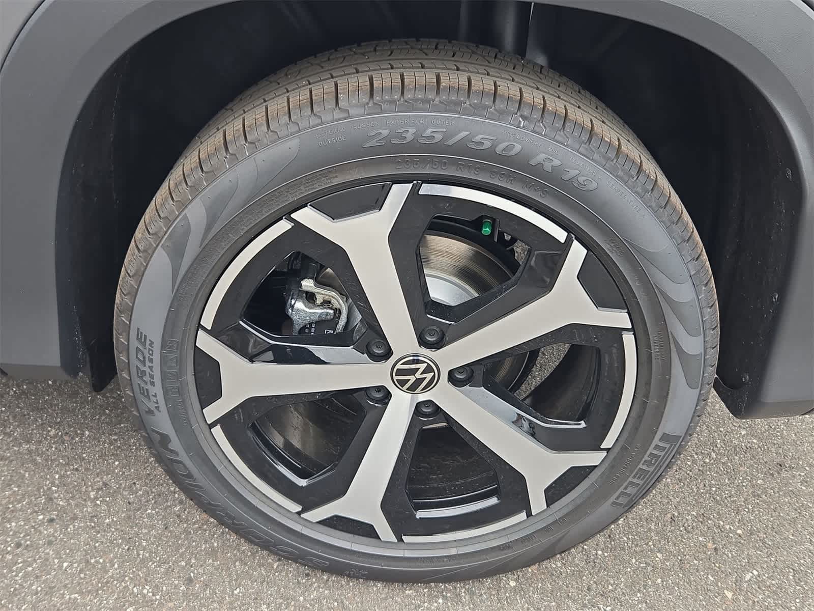 Thumbnail: 2026 Volkswagen Tiguan - 14