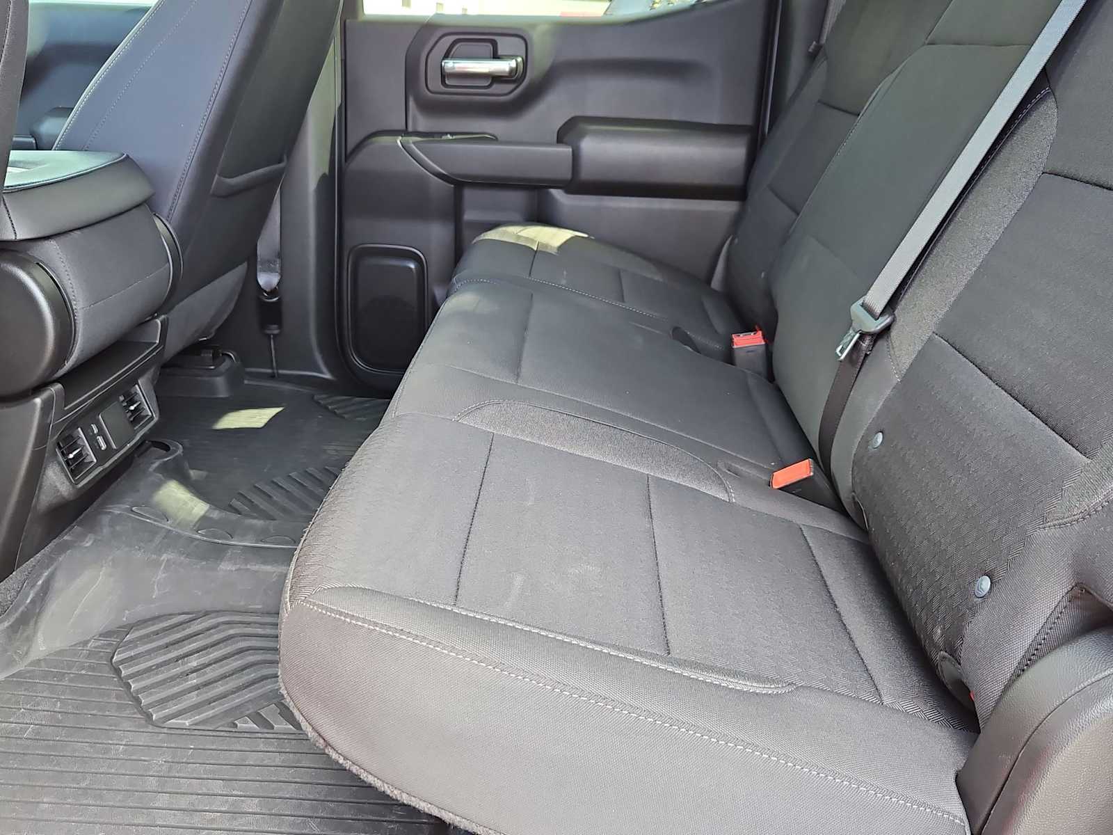 Thumbnail: 2024 Chevrolet Silverado 1500 - 20