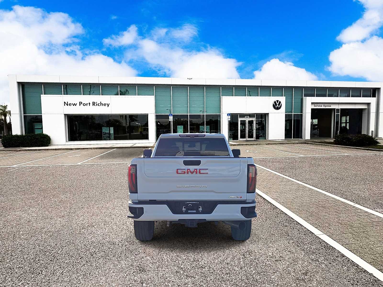 Thumbnail: 2024 GMC Sierra 2500 - 7