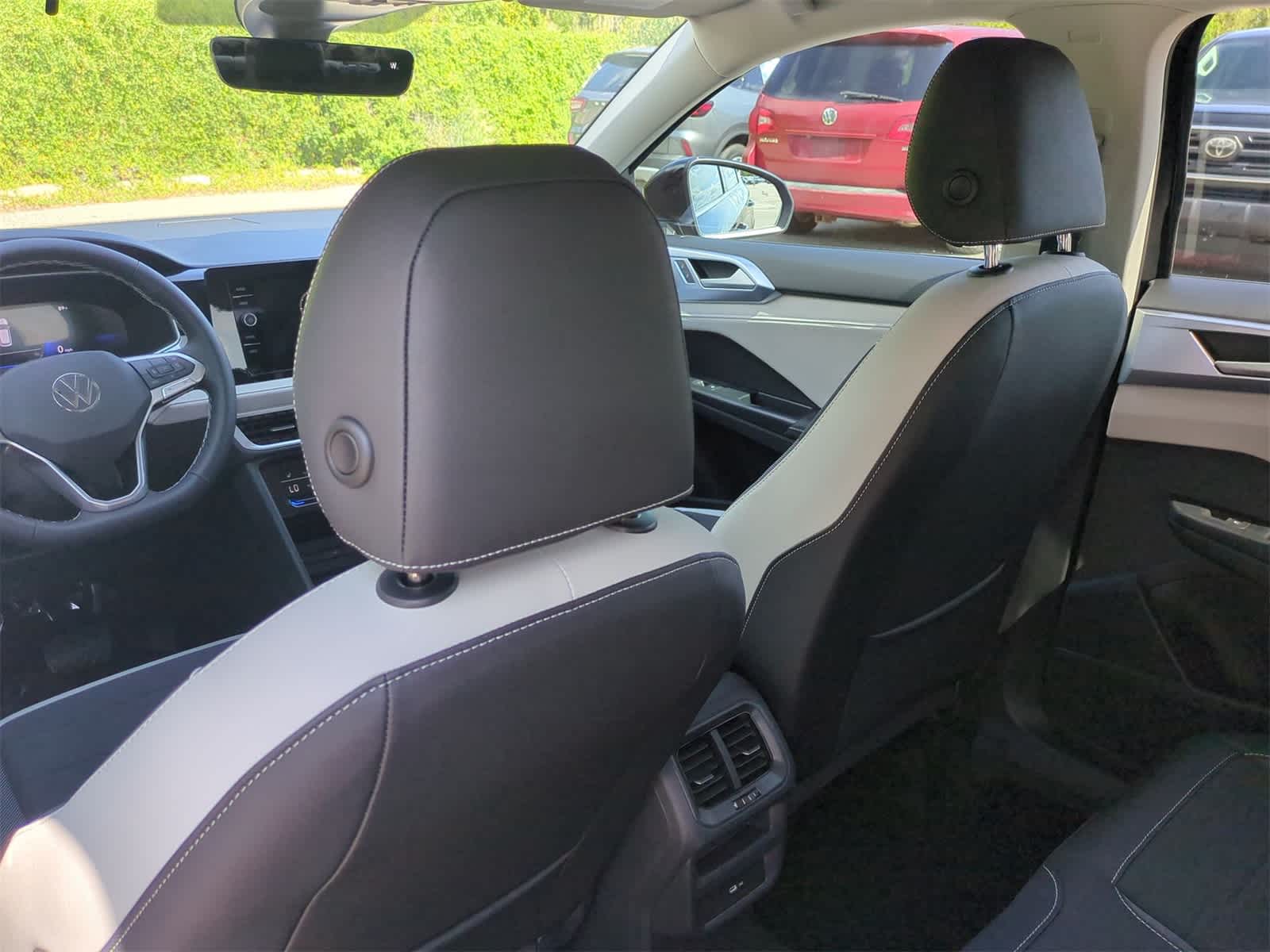 Thumbnail: 2025 Volkswagen Taos - 19