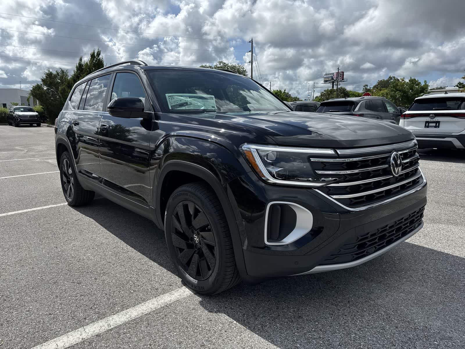 Thumbnail: 2026 Volkswagen Atlas - 8