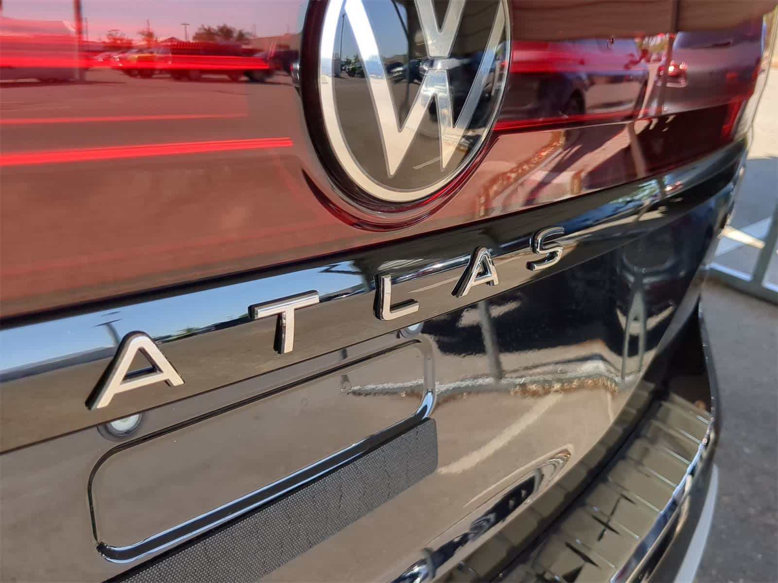 Thumbnail: 2025 Volkswagen Atlas - 13