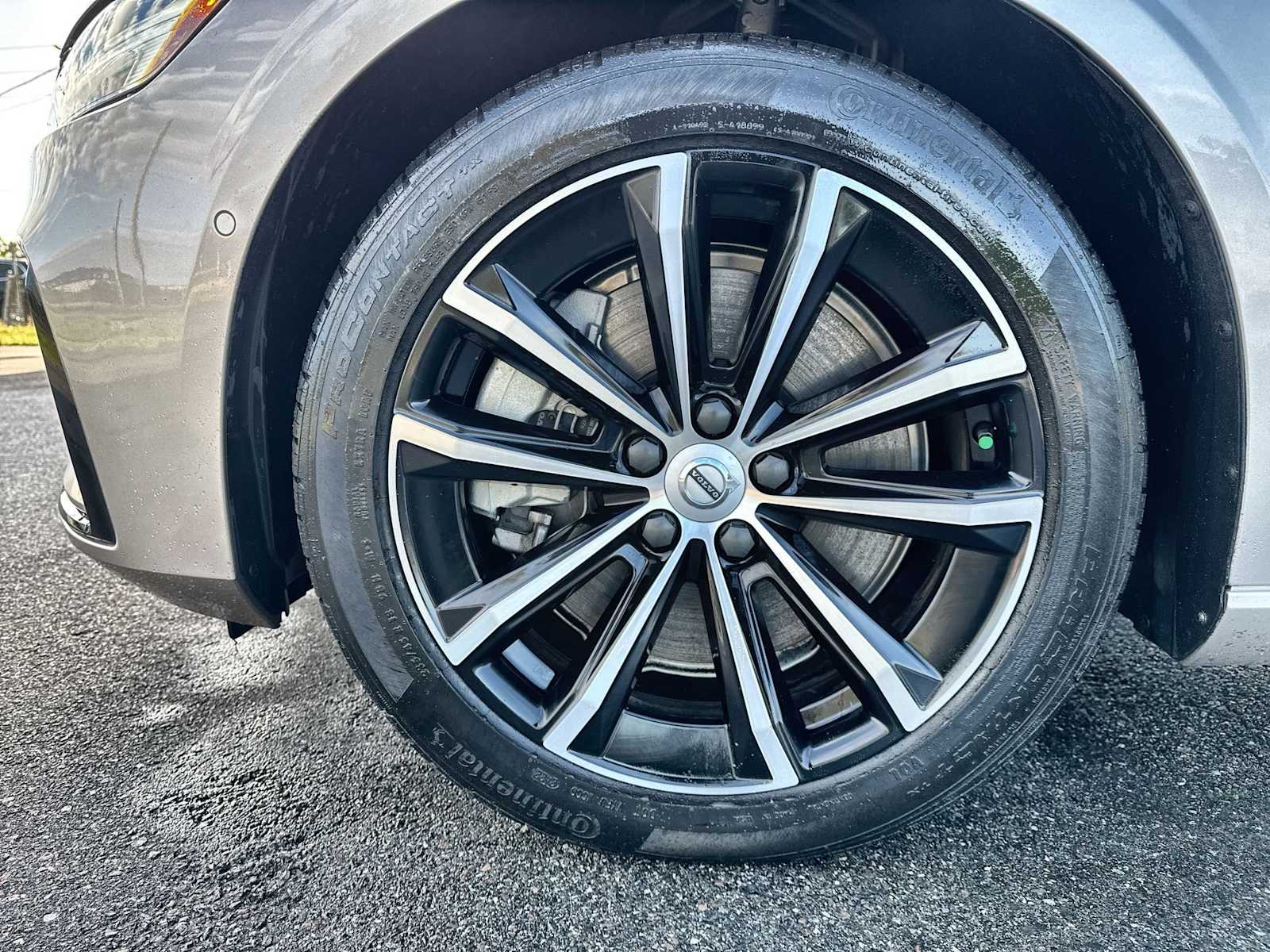 Thumbnail: 2023 Volvo S60 - 12