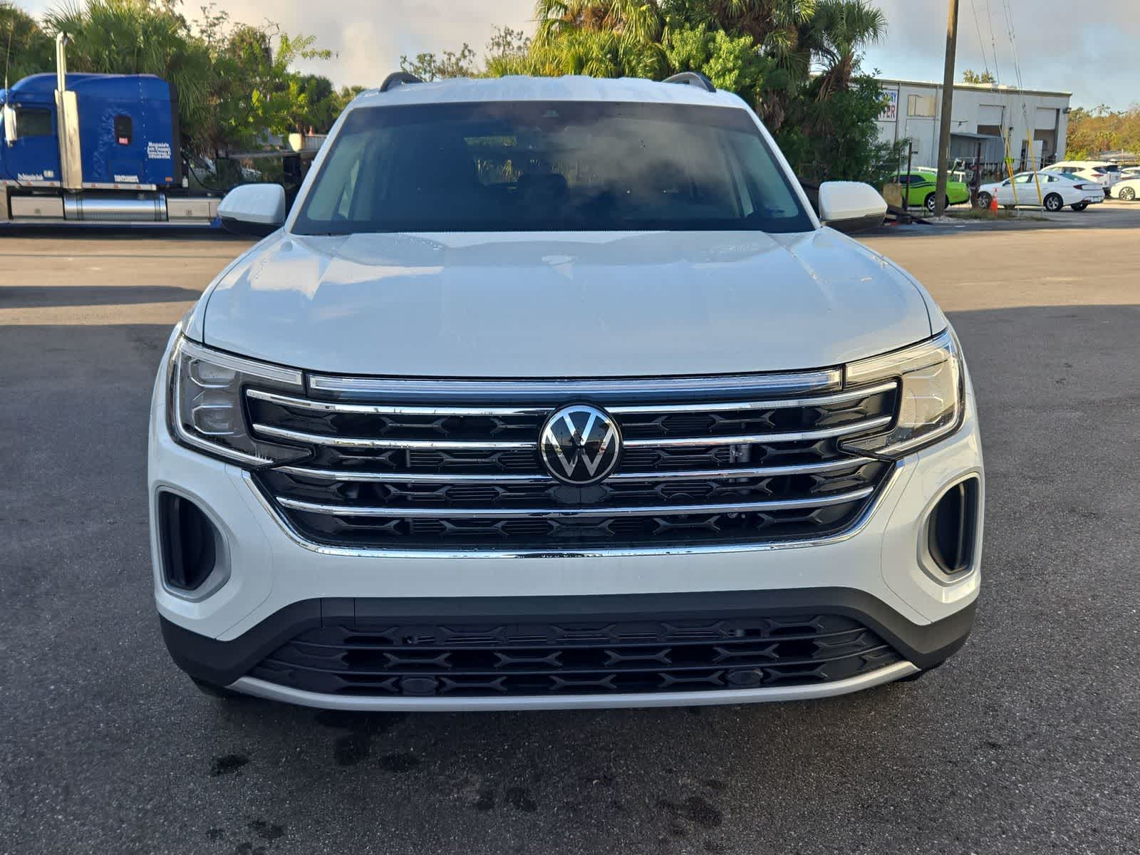 Thumbnail: 2026 Volkswagen Atlas - 17