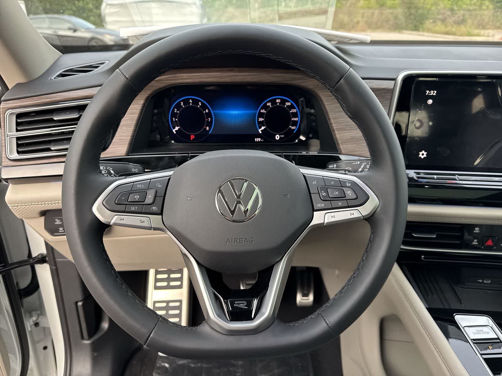 Thumbnail: 2026 Volkswagen Atlas - 22