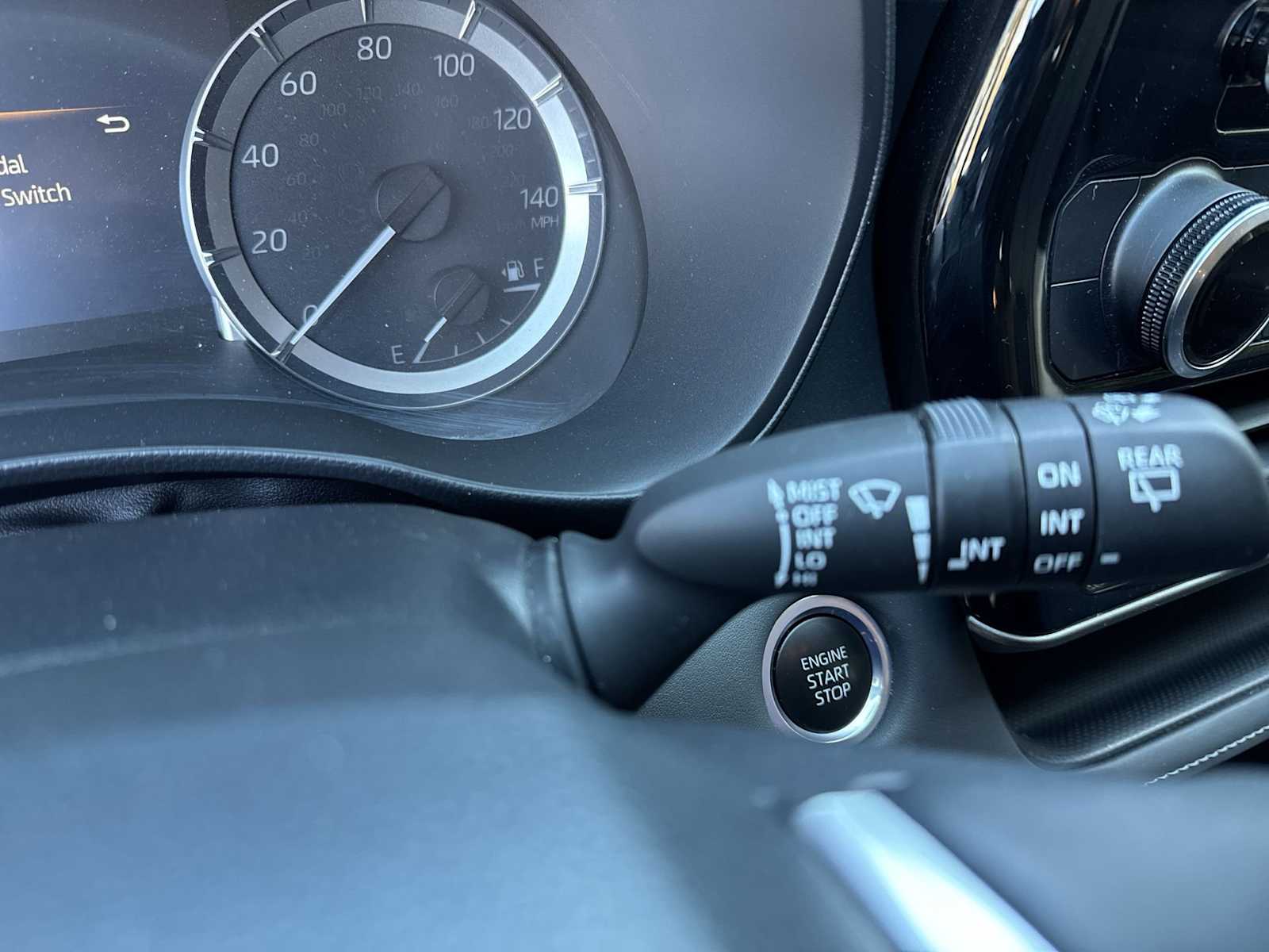 Thumbnail: 2024 Toyota Highlander - 25