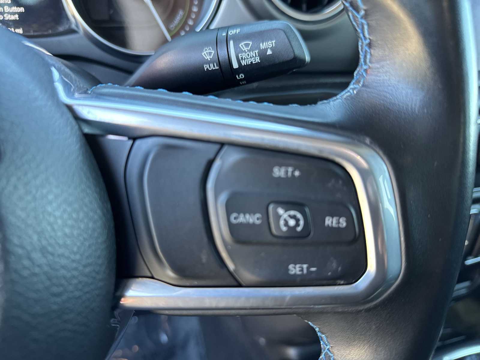 Thumbnail: 2022 Jeep Wrangler - 23