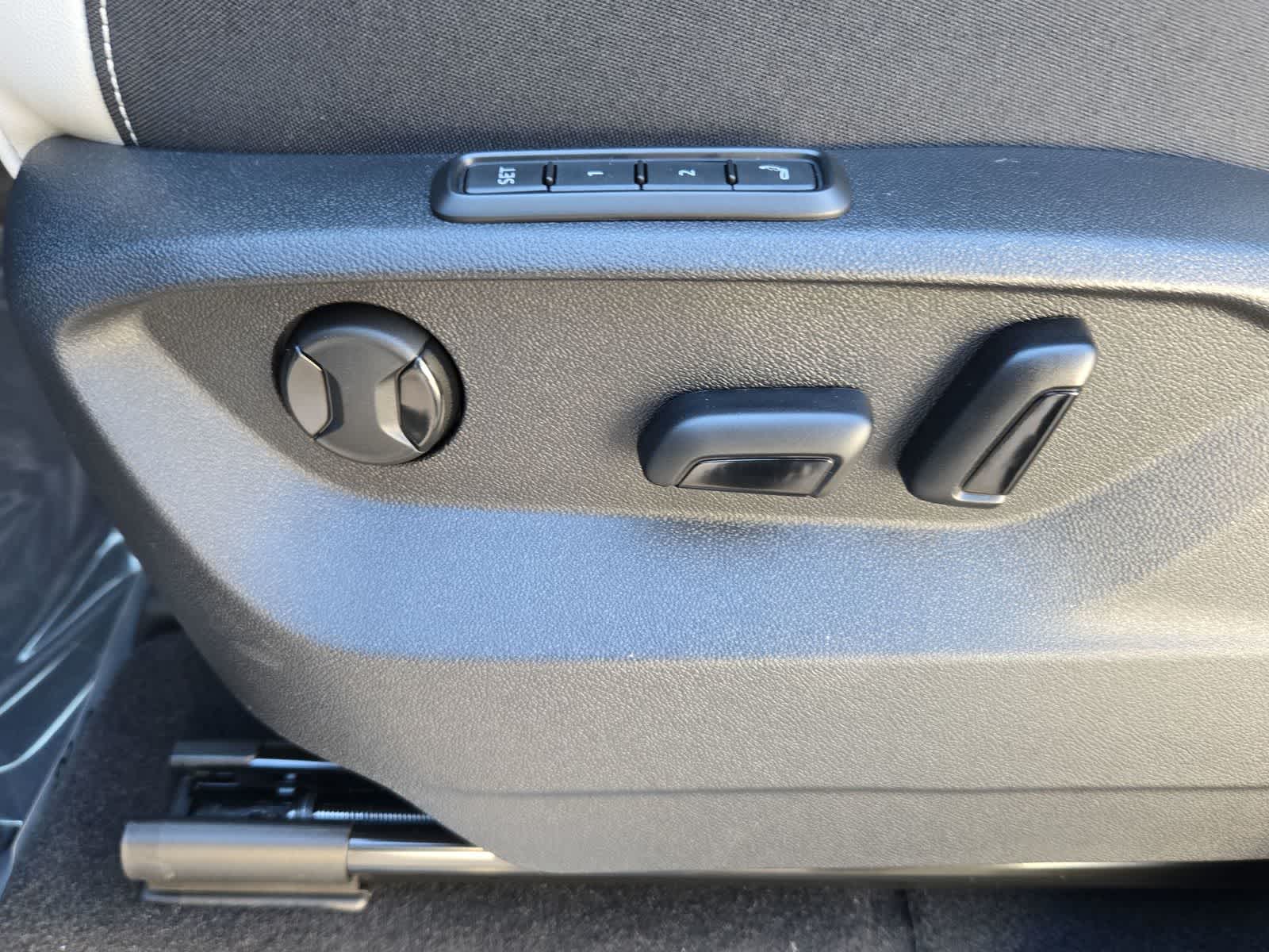 Thumbnail: 2026 Volkswagen Atlas - 25