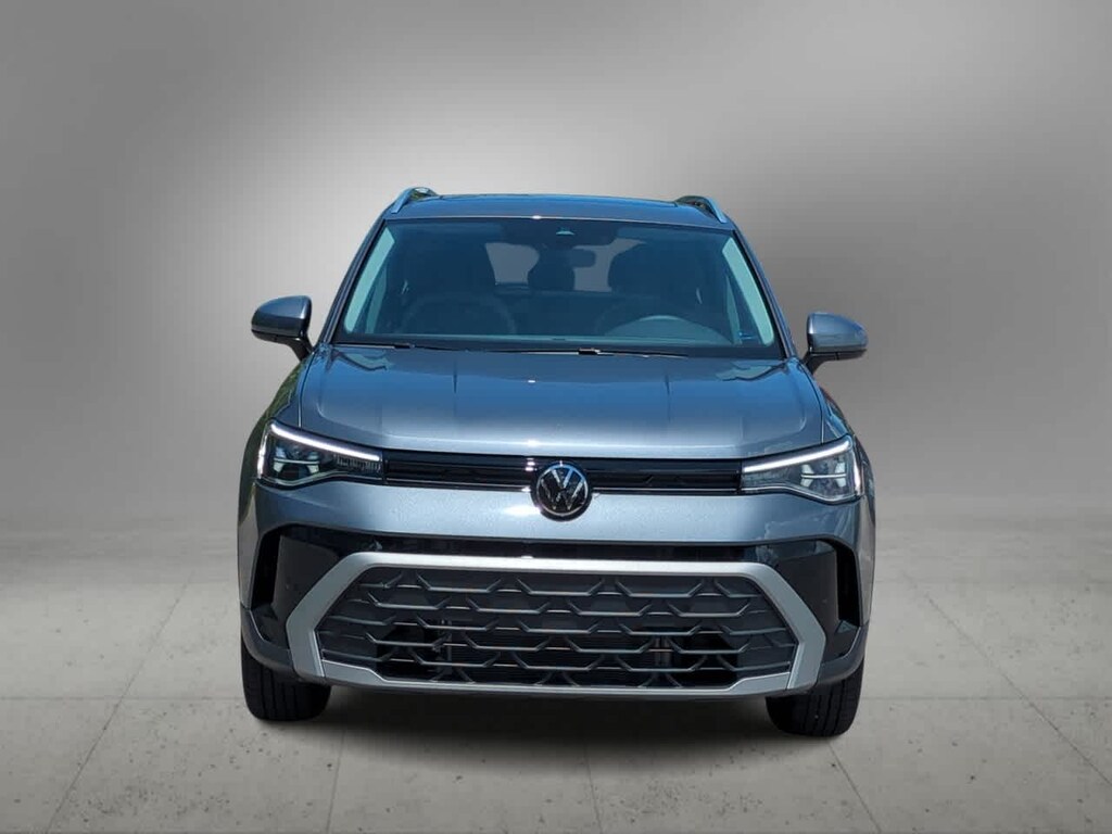 New 2025 Volkswagen Taos 1.5T SE SUV