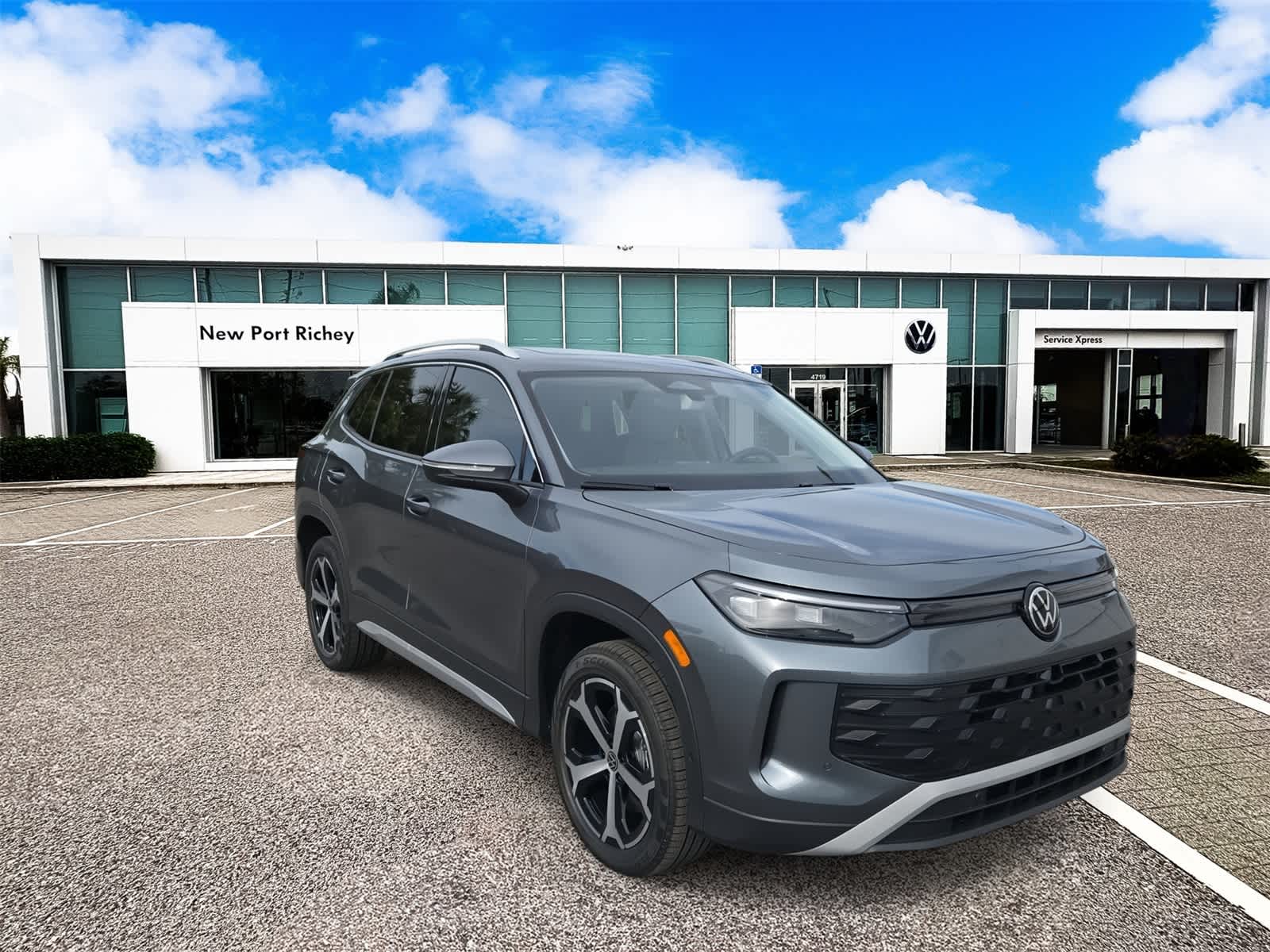 Thumbnail: 2025 Volkswagen Tiguan - 2