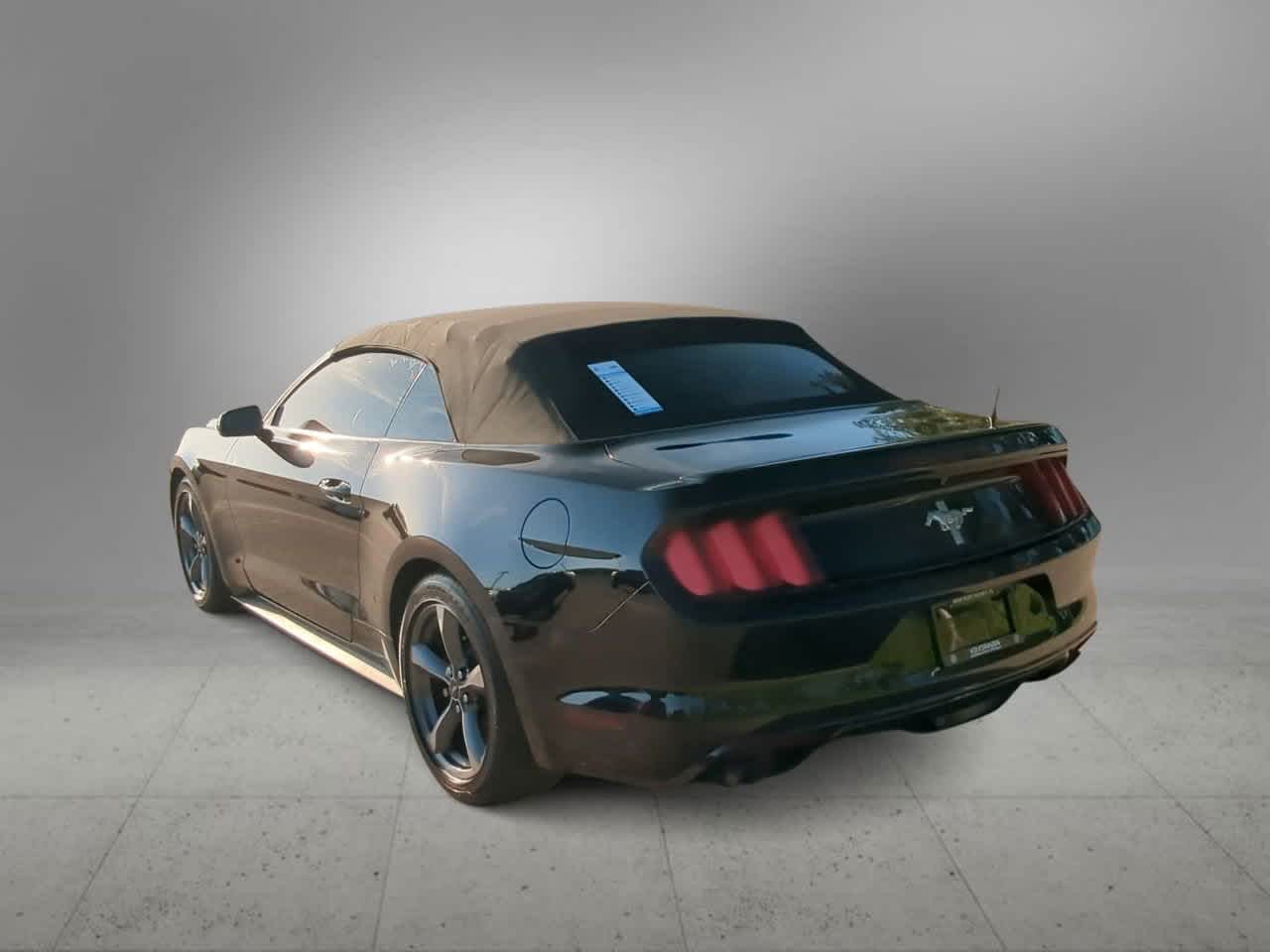 Thumbnail: 2015 Ford Mustang - 6