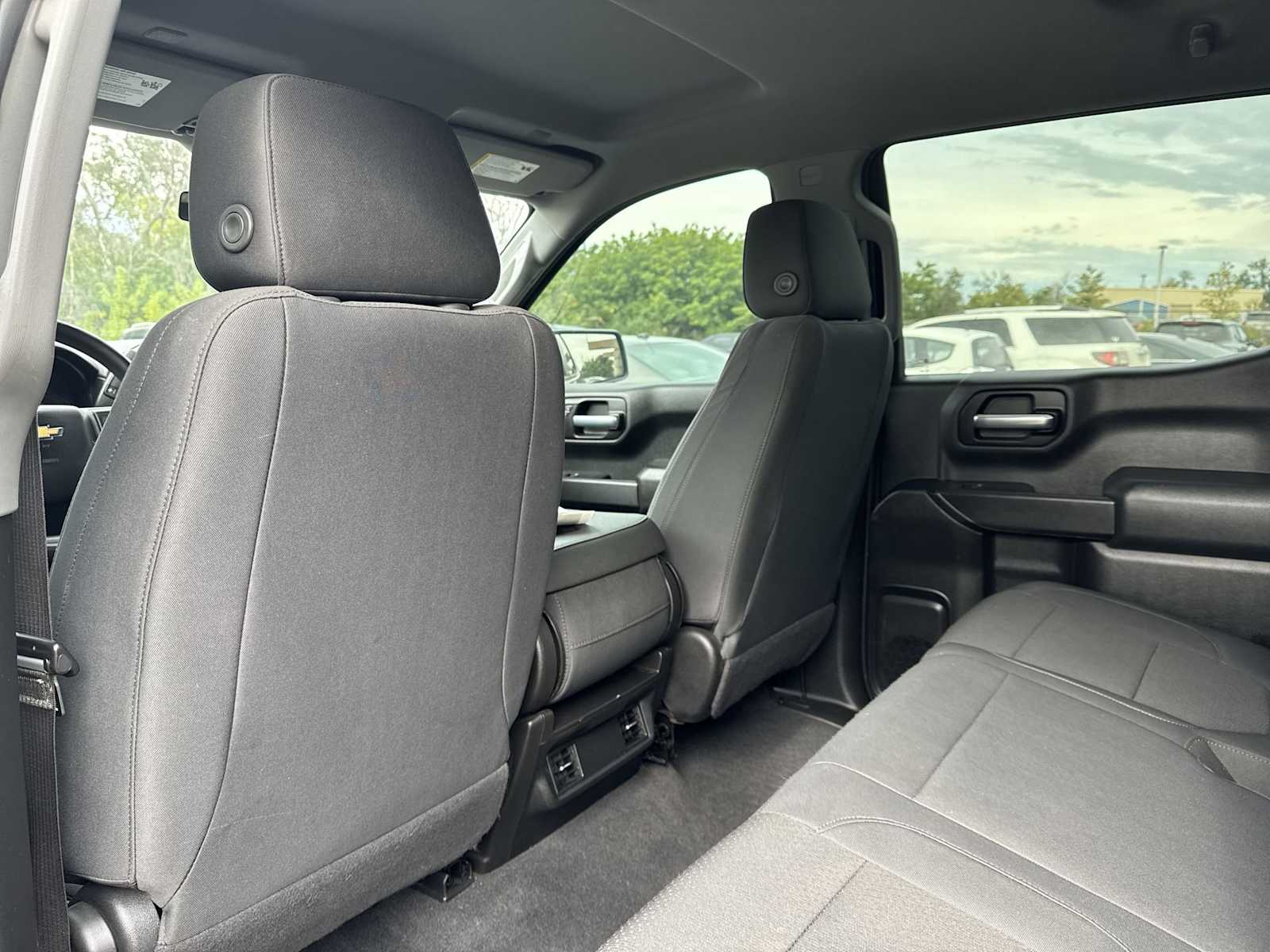 Thumbnail: 2020 Chevrolet Silverado 1500 - 16