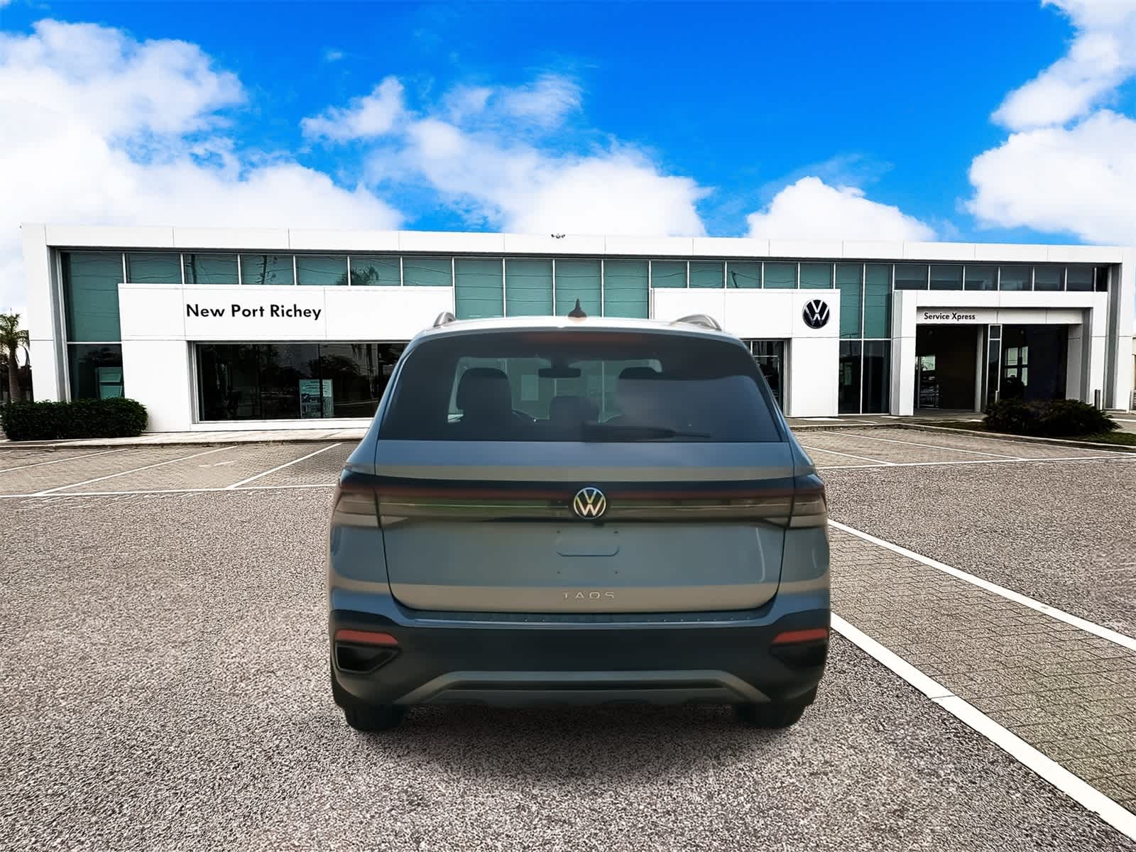 Thumbnail: 2025 Volkswagen Taos - 7