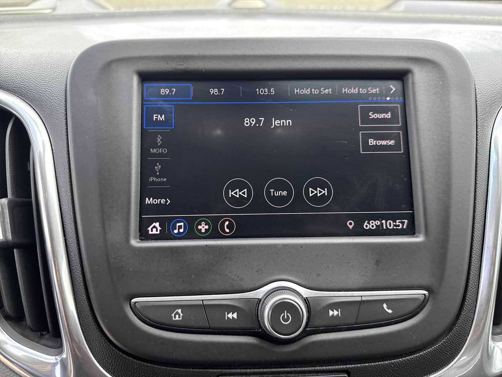 Thumbnail: 2020 Chevrolet Equinox - 27